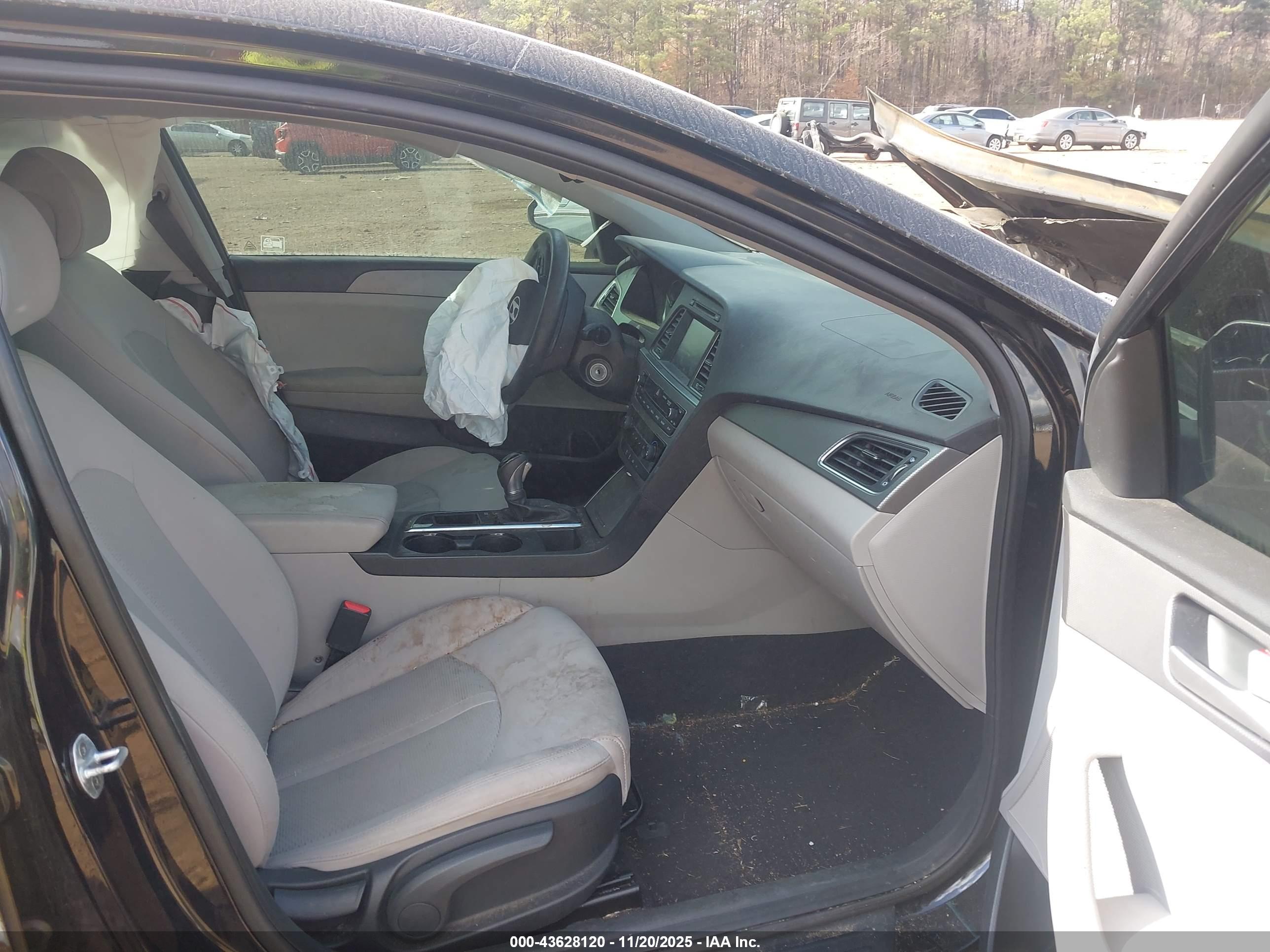 HYUNDAI SONATA image 5
