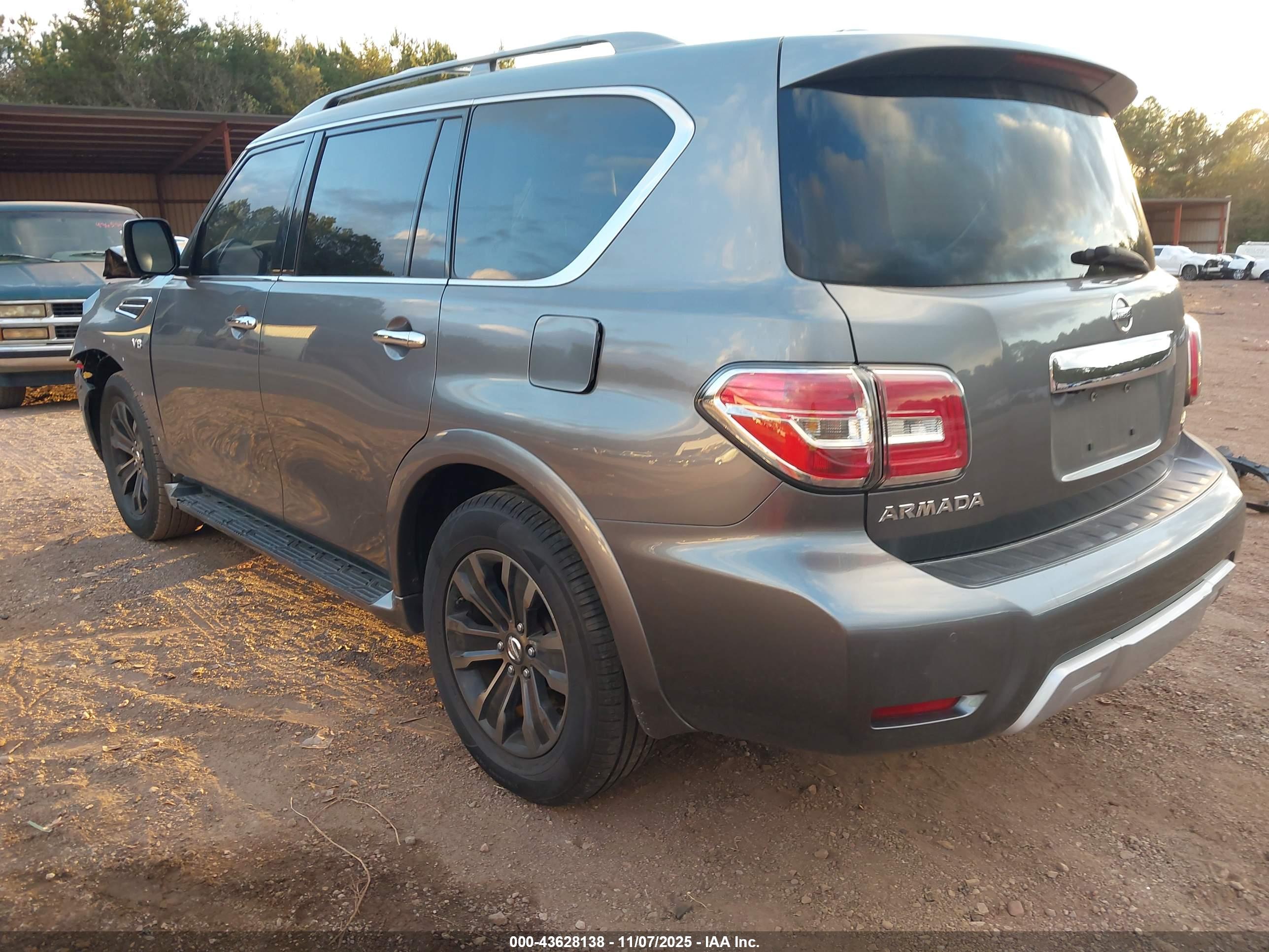 NISSAN ARMADA image 3