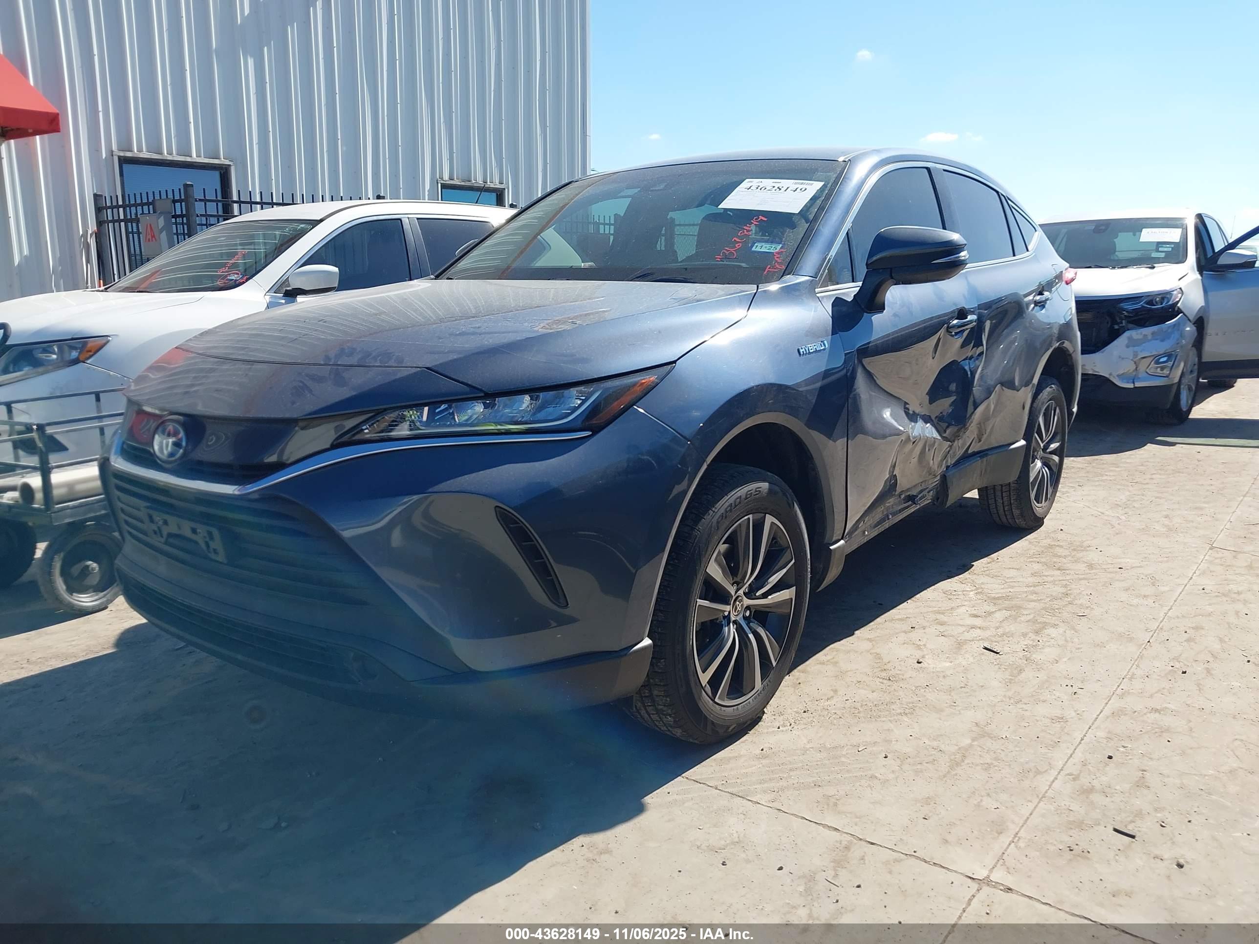 TOYOTA VENZA image 2