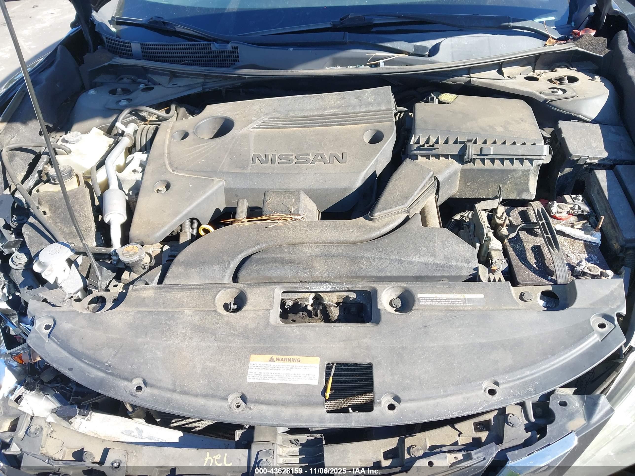 NISSAN ALTIMA image 10