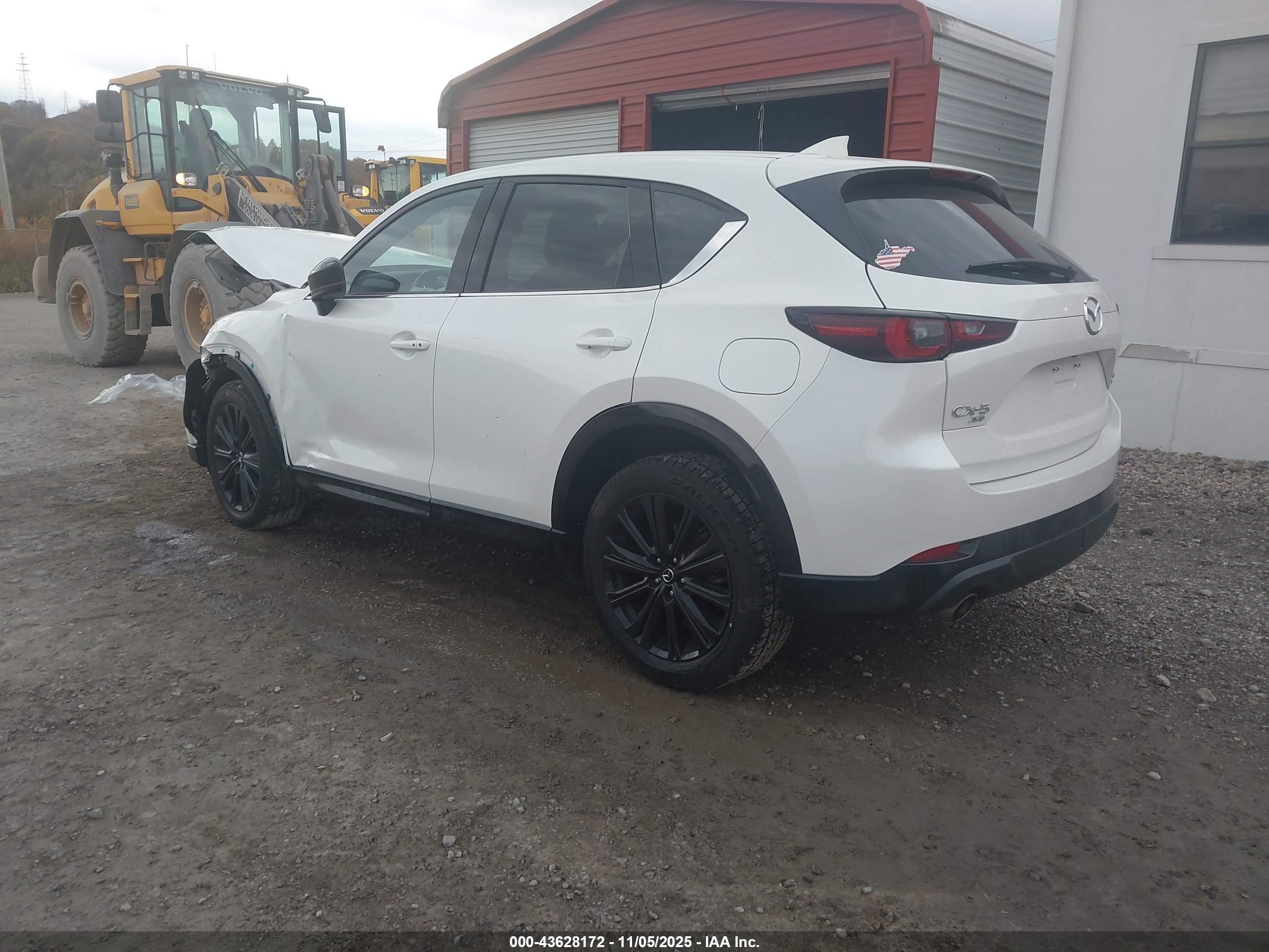 MAZDA CX-5 image 3