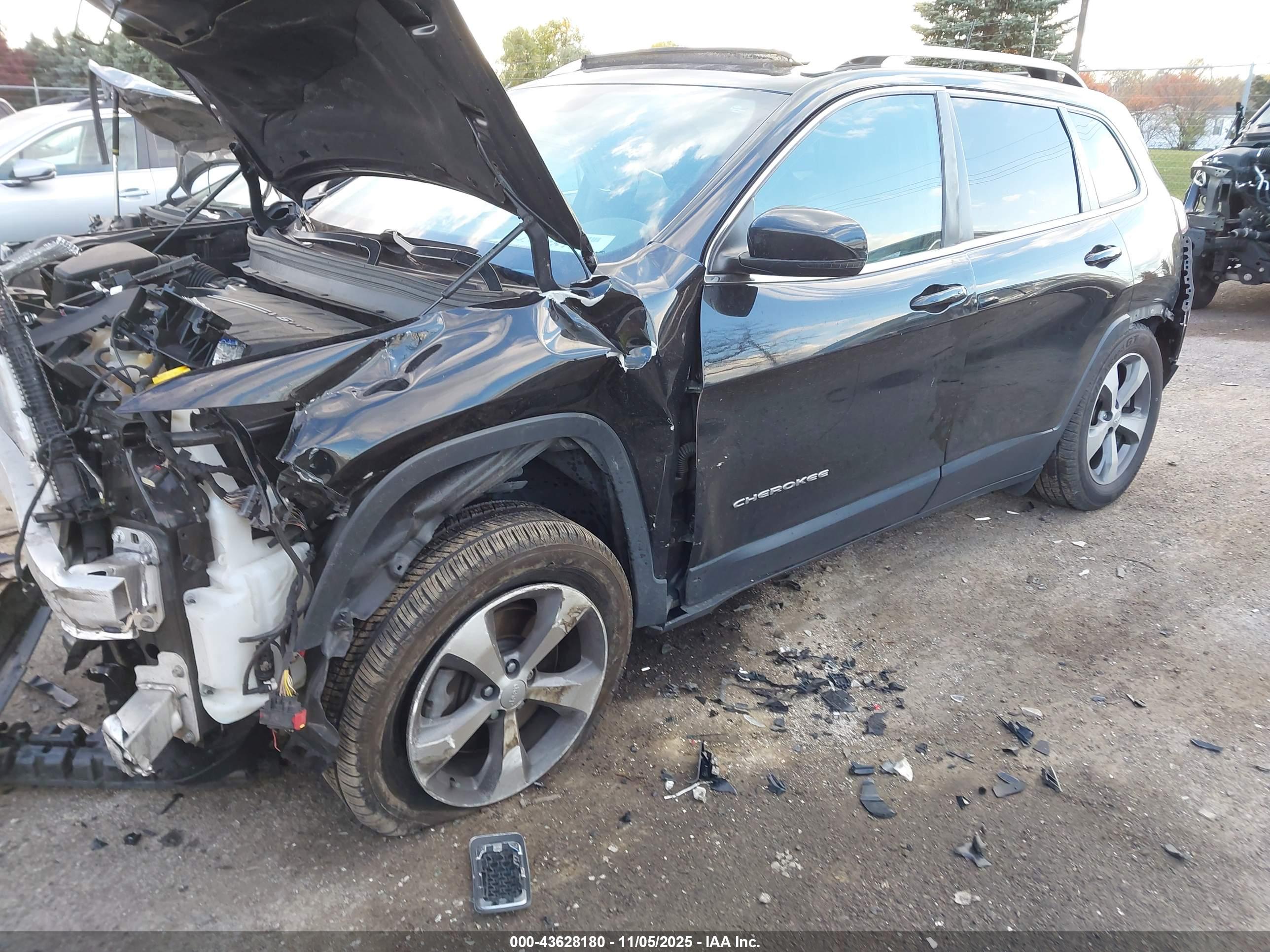 JEEP CHEROKEE image 2