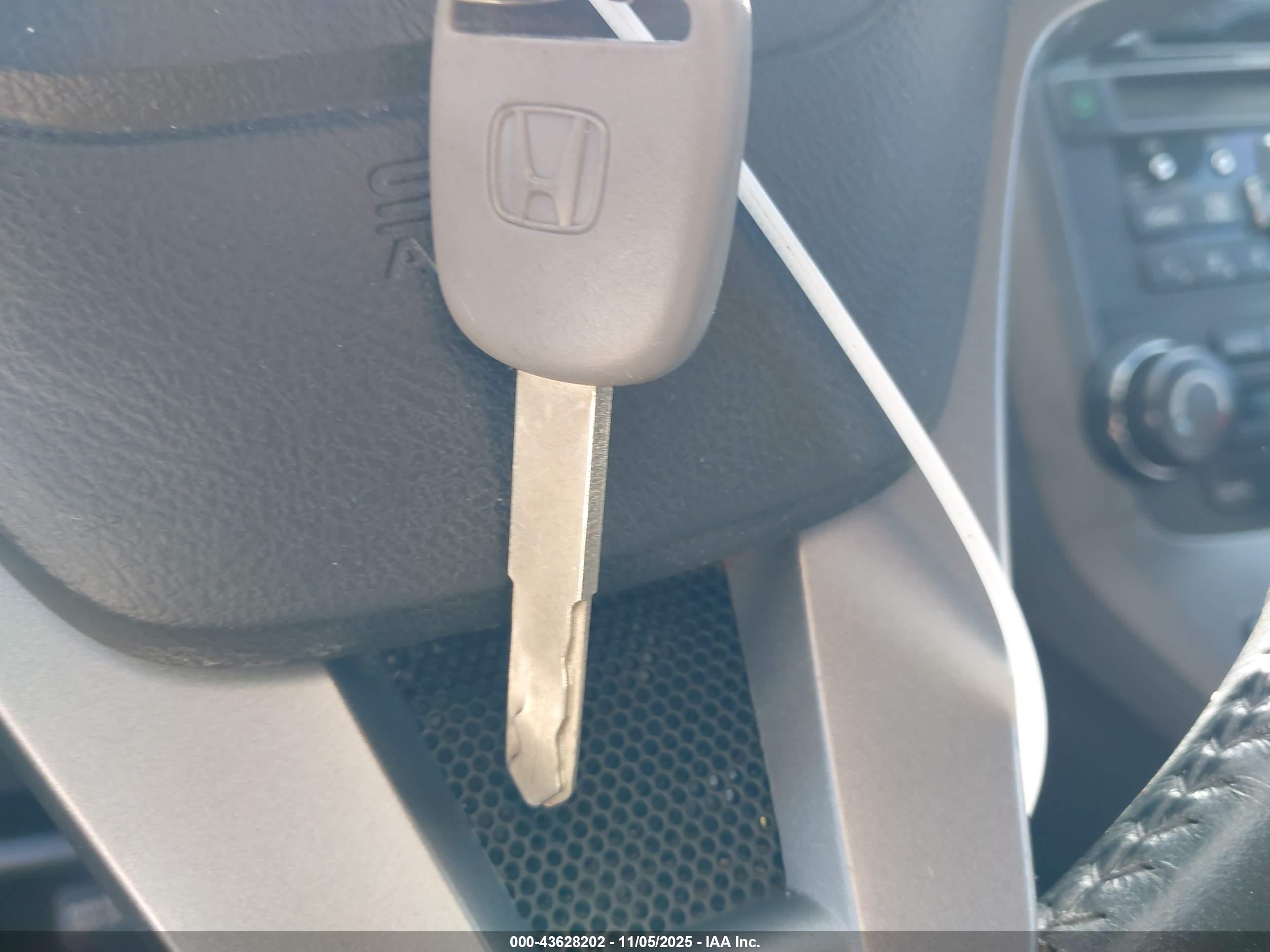 HONDA CR-V image 11