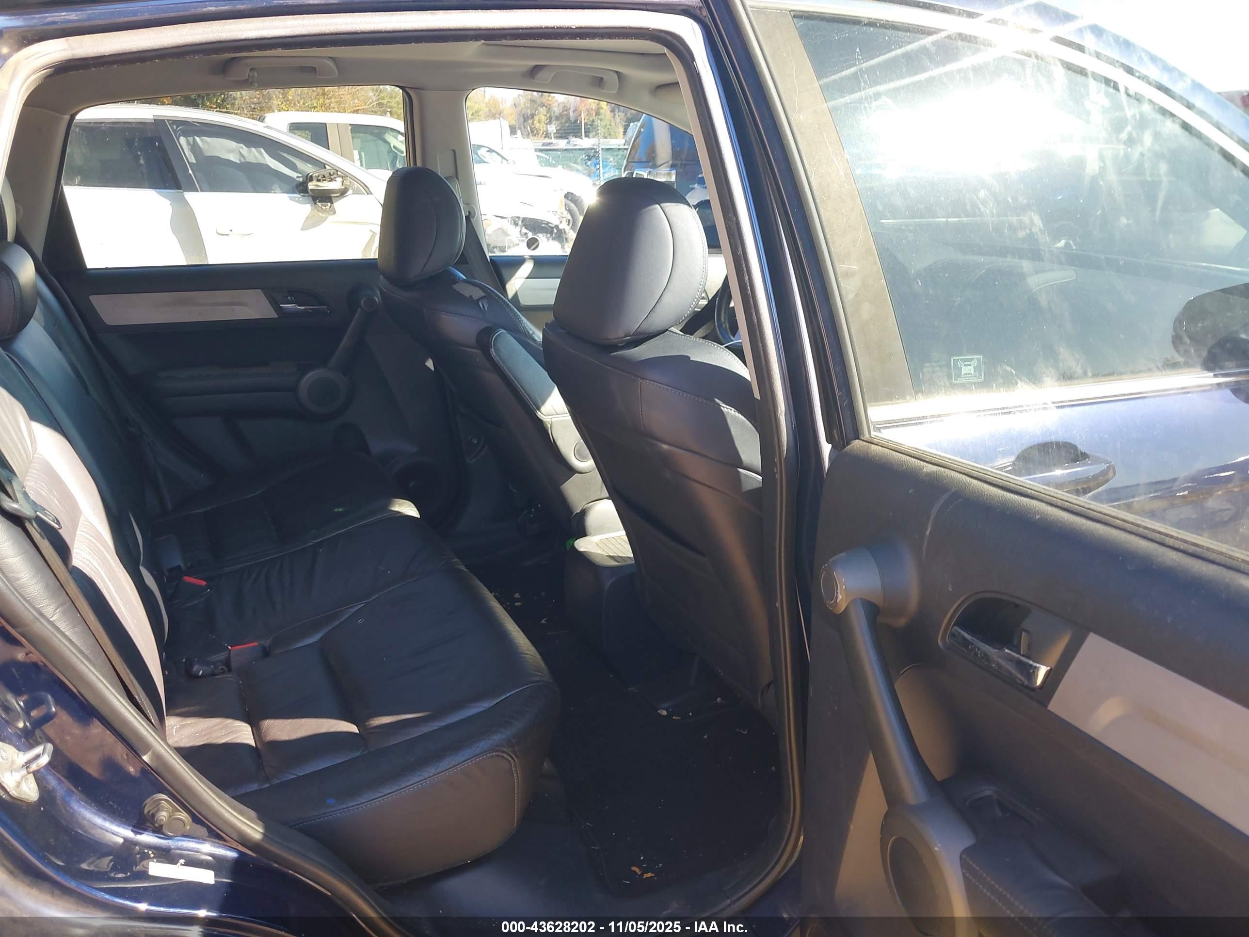 HONDA CR-V image 8