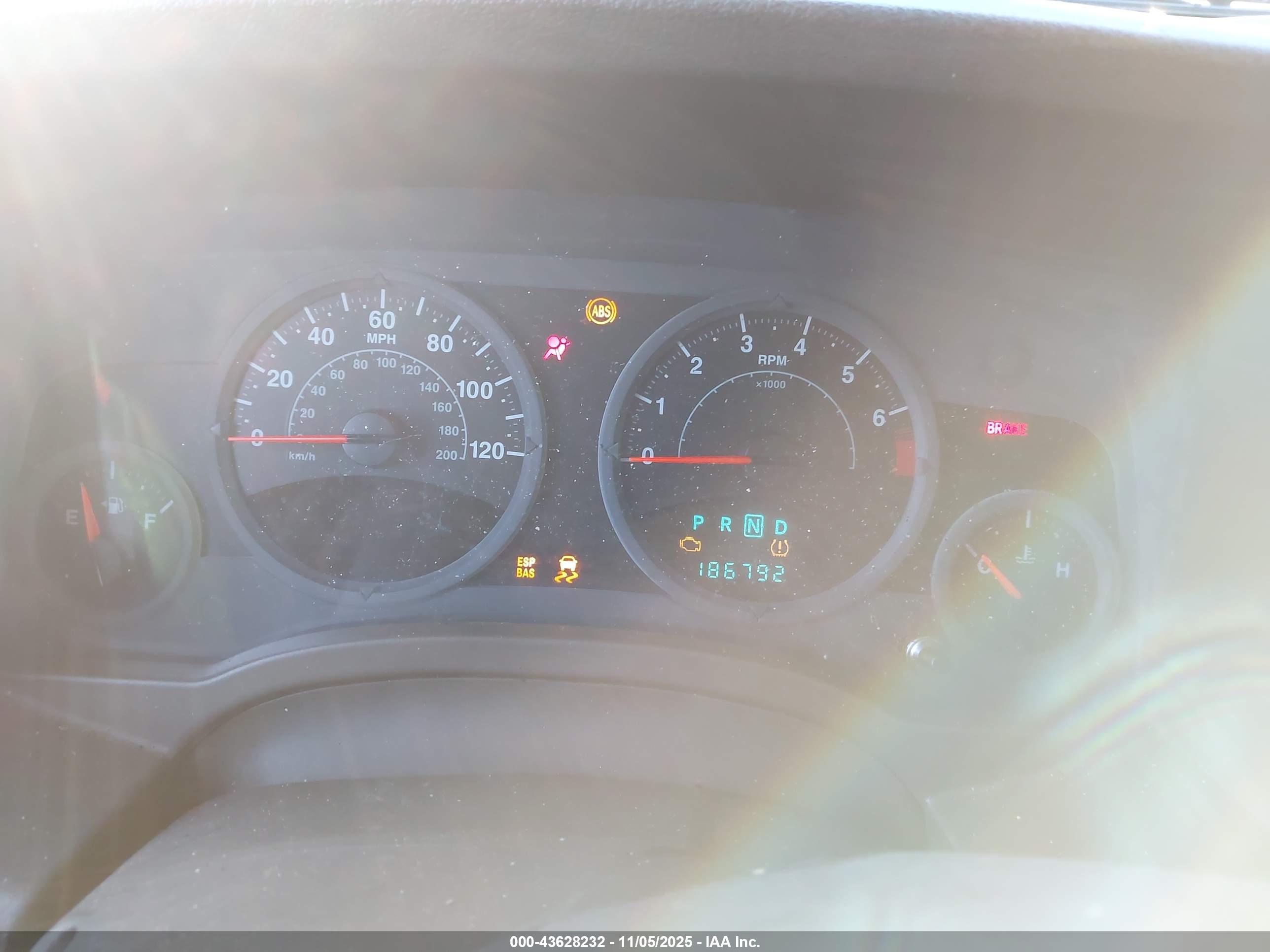 JEEP COMPASS image 7