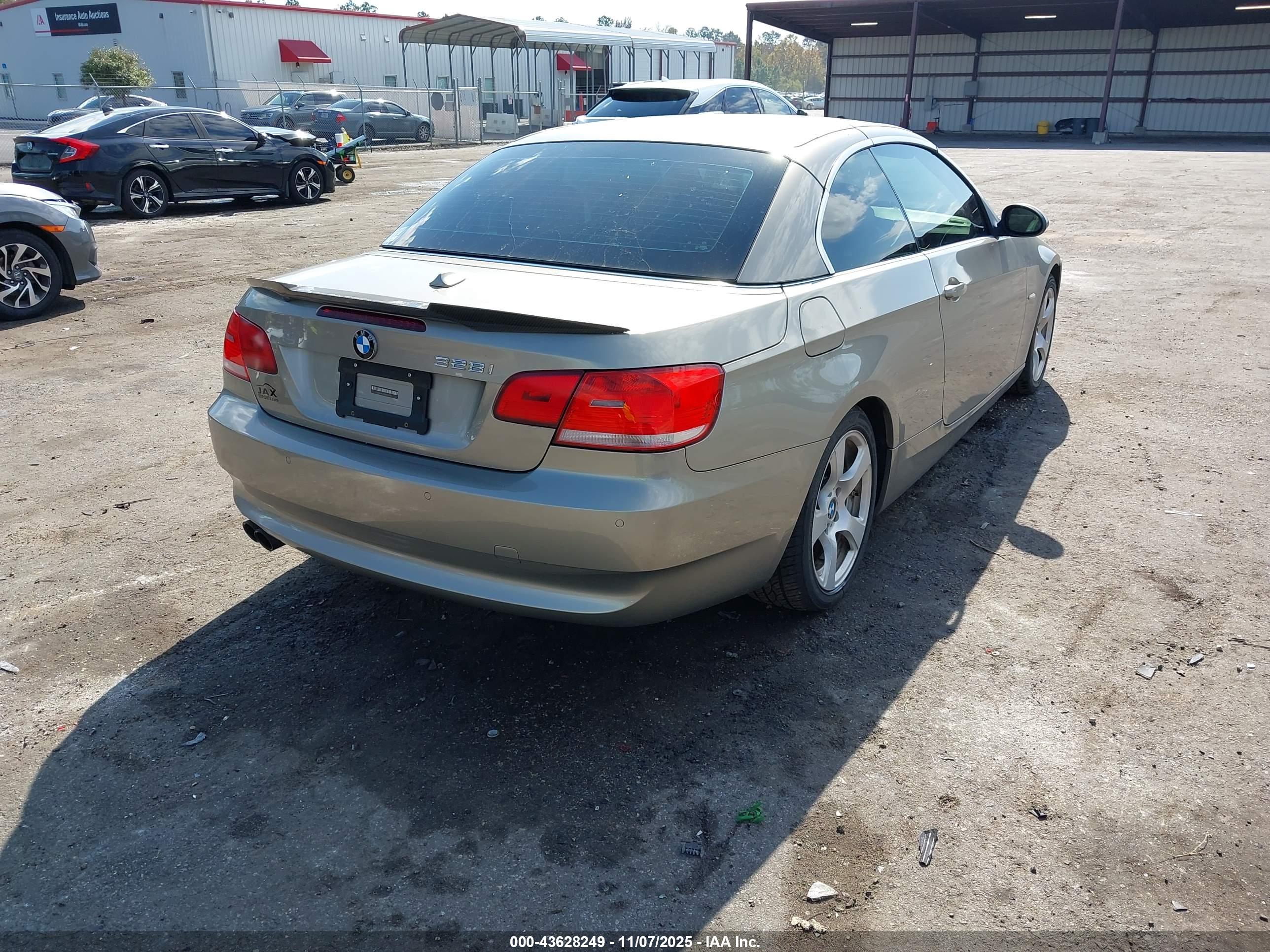 BMW 328I image 4