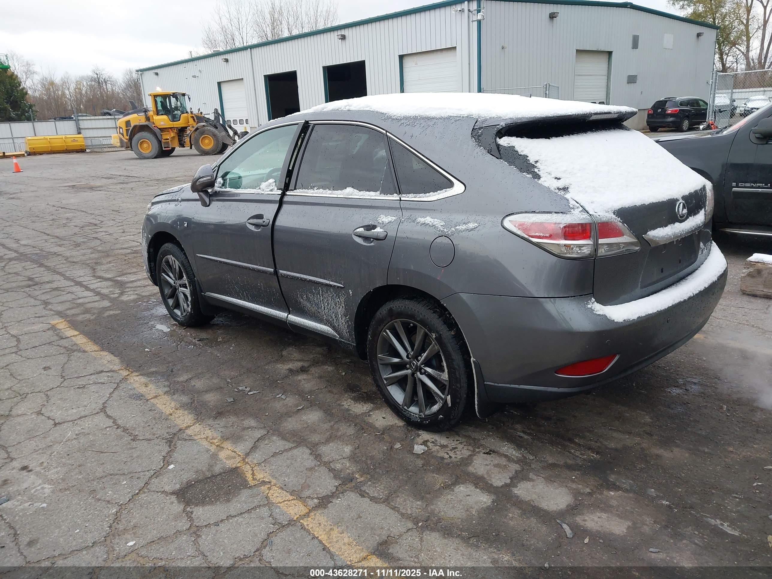 LEXUS RX image 3