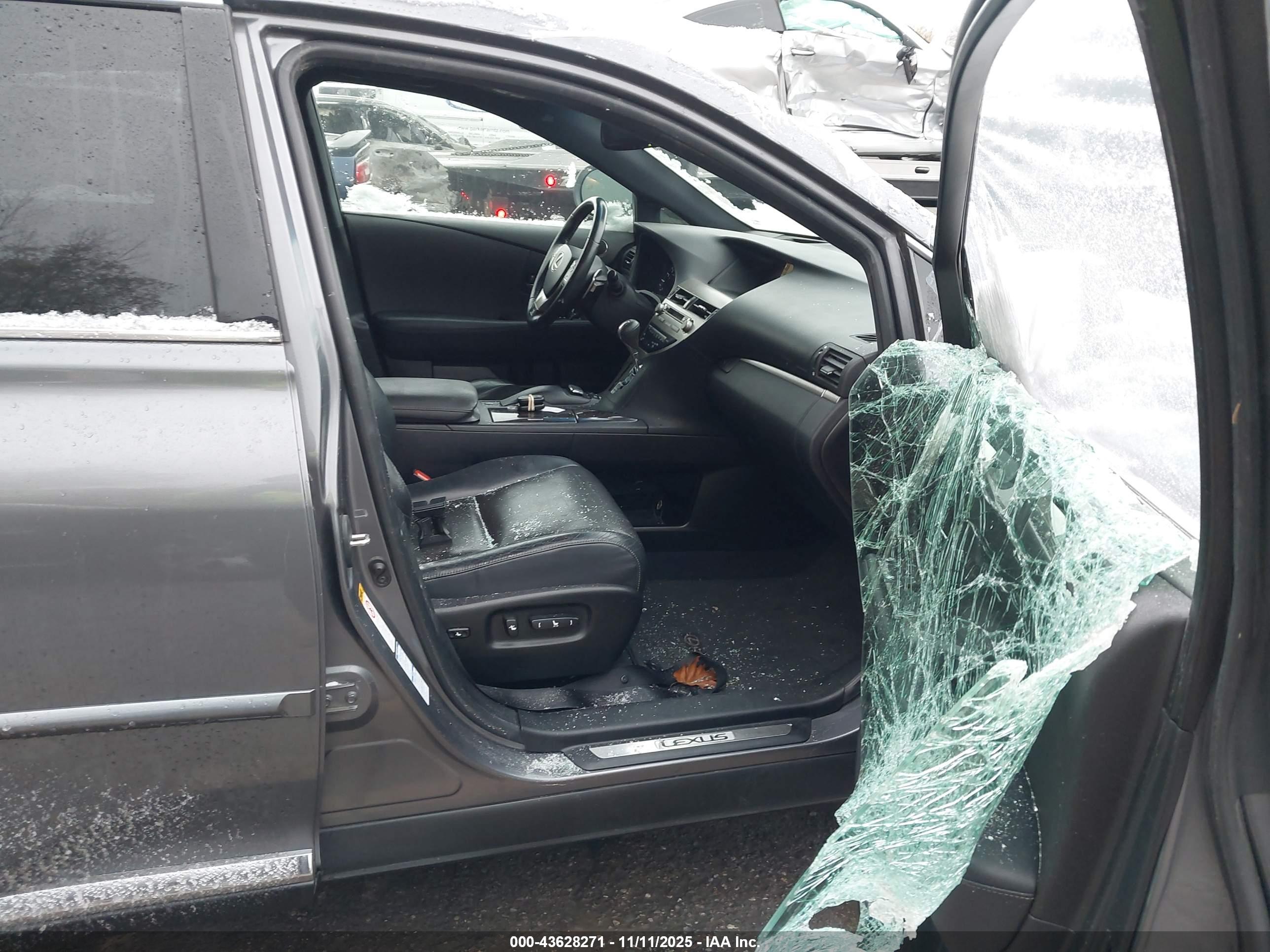 LEXUS RX image 5