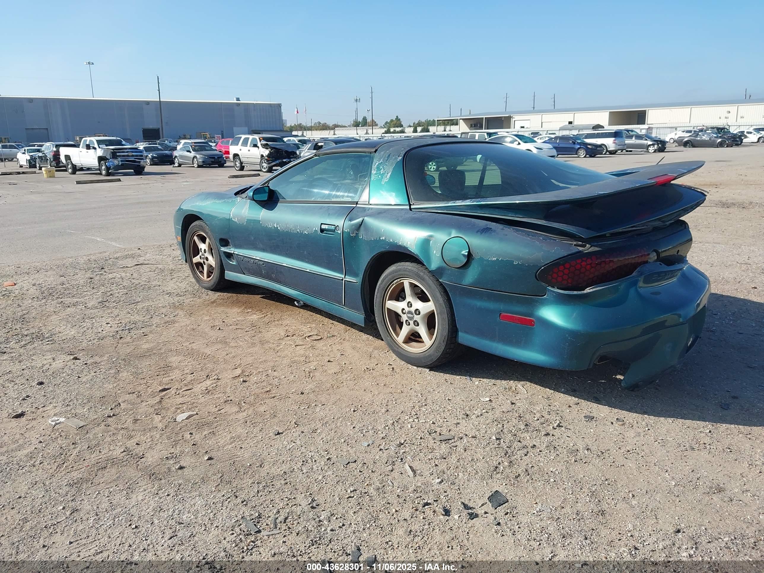 PONTIAC FIREBIRD image 3
