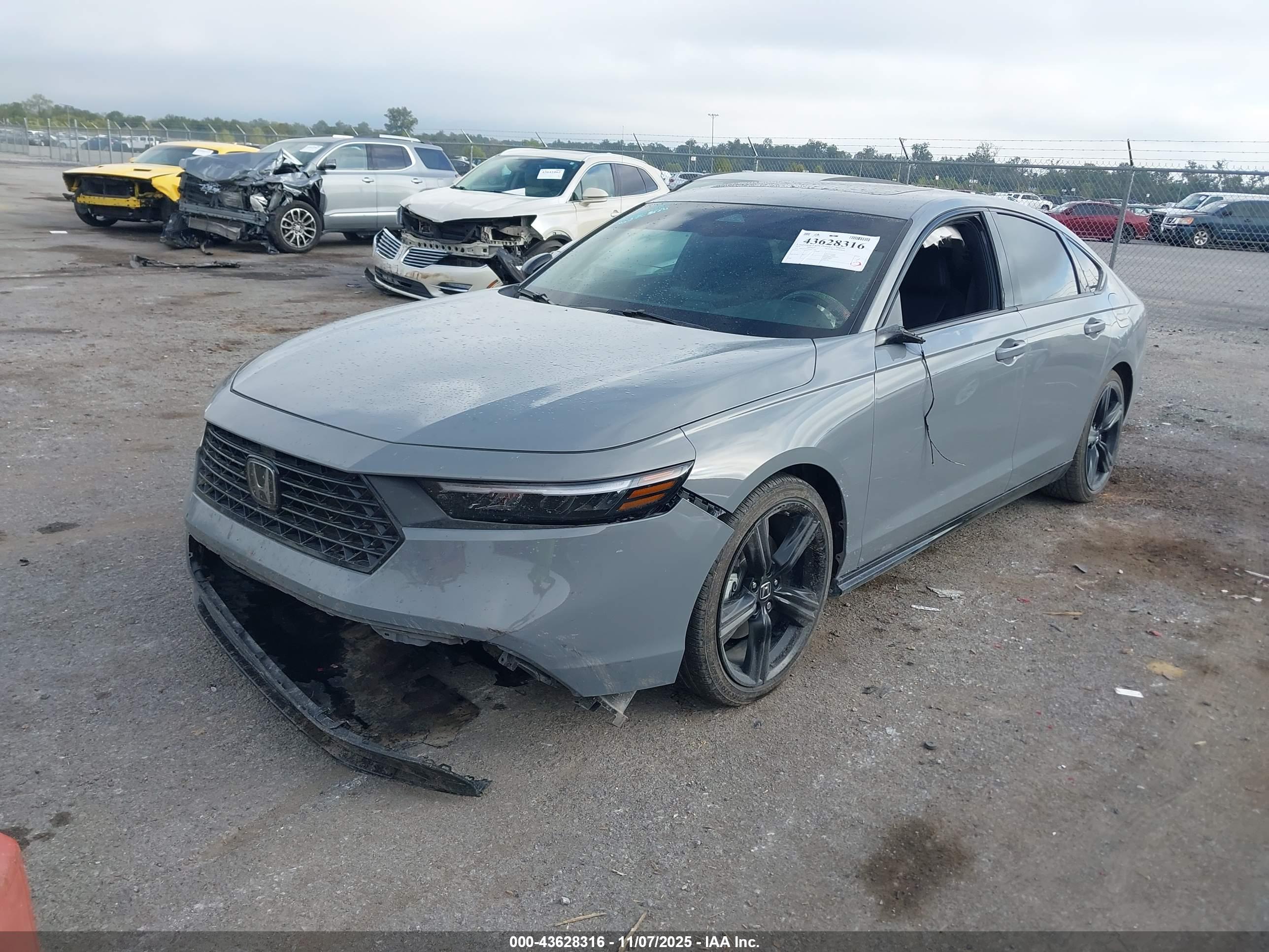 HONDA ACCORD image 2
