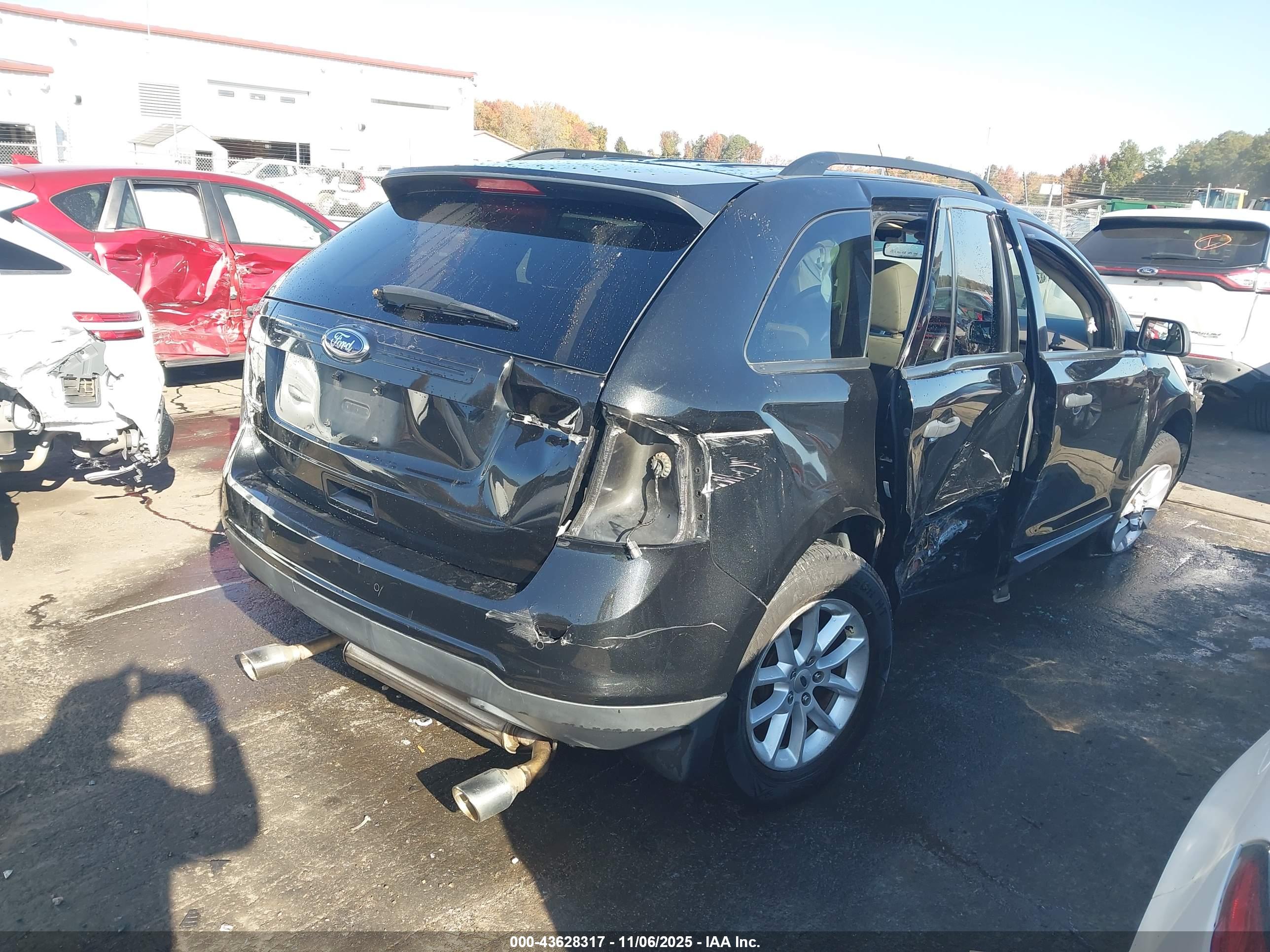 FORD EDGE image 4