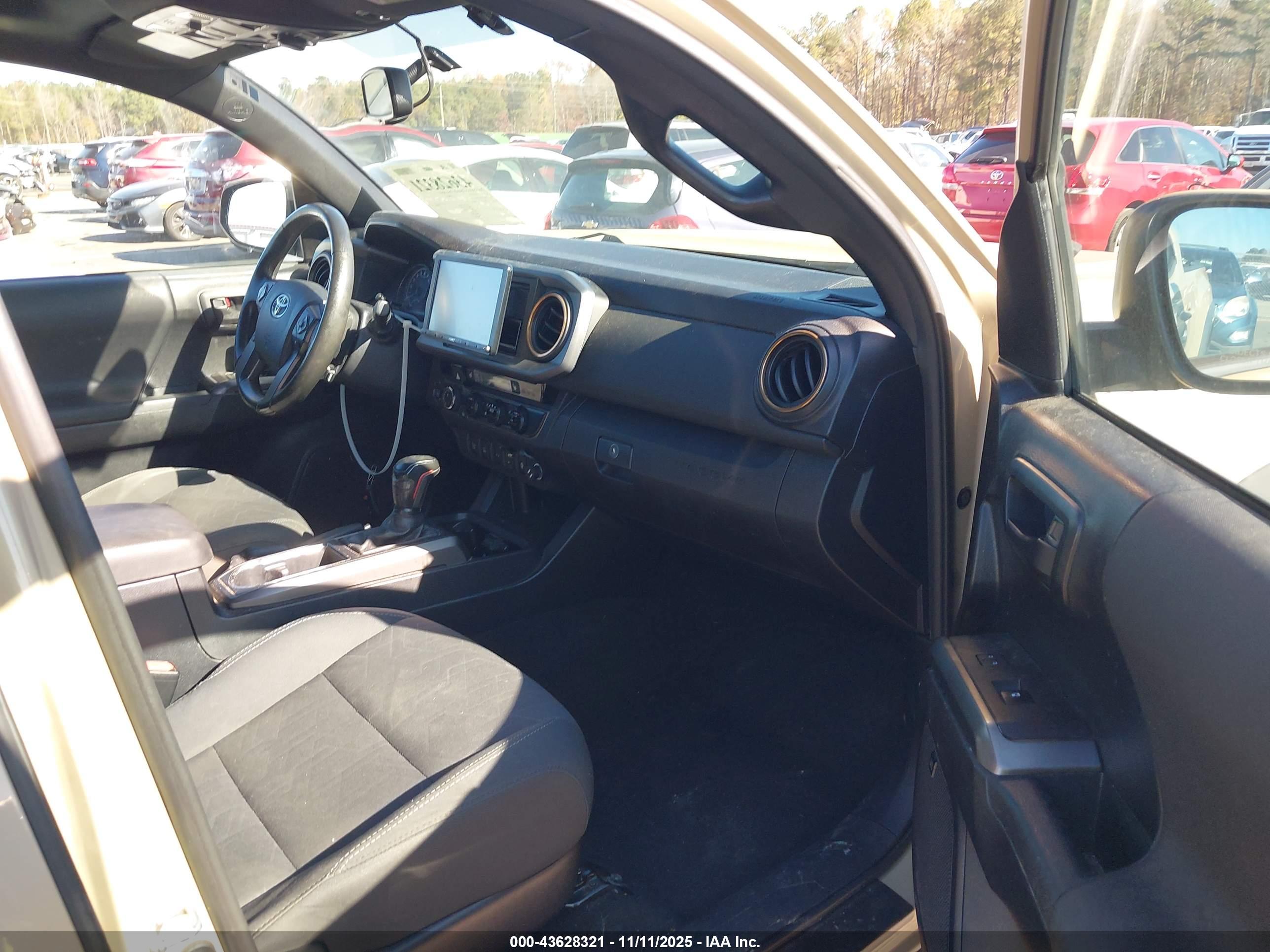 TOYOTA TACOMA image 5