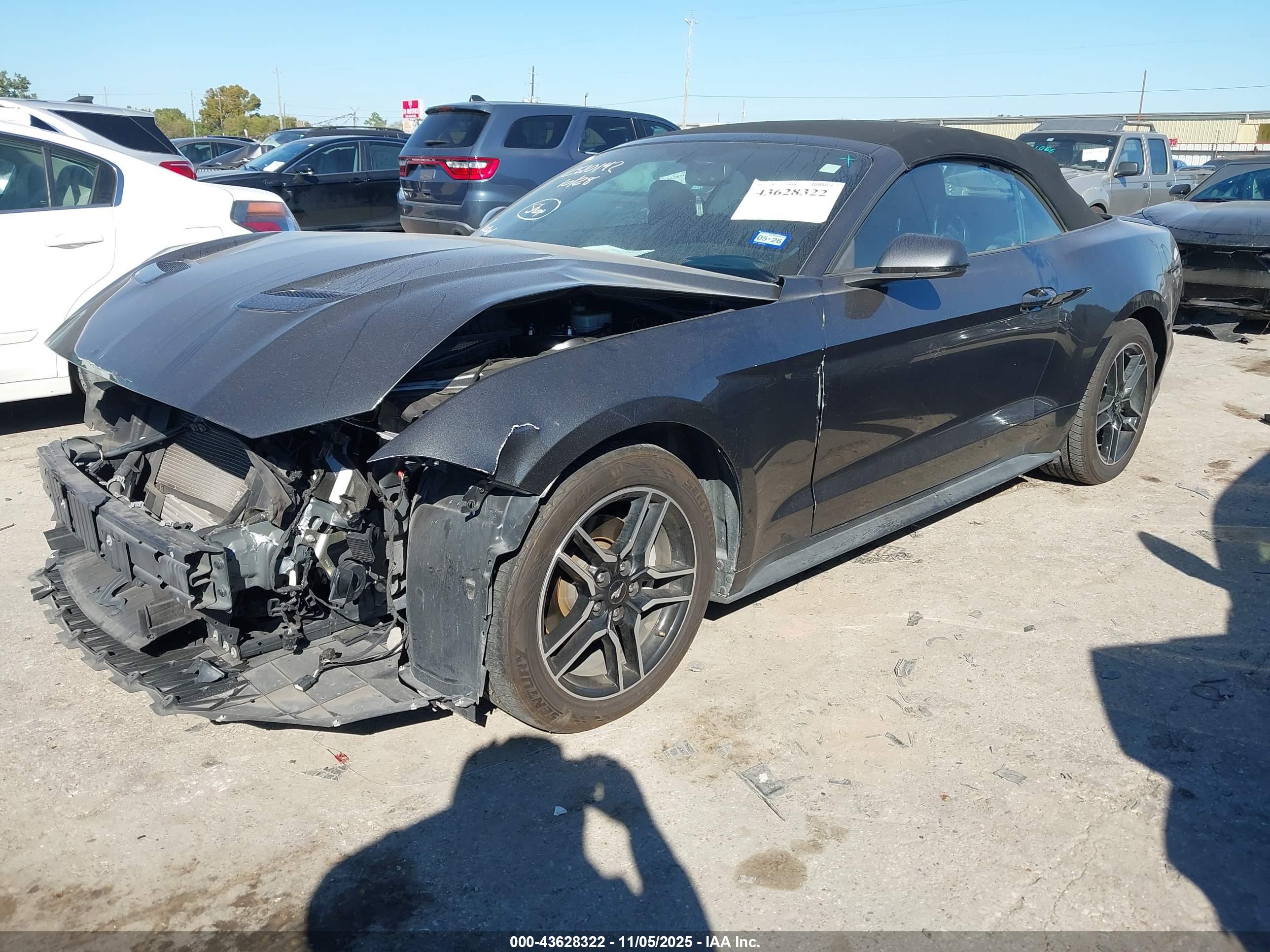 FORD MUSTANG image 2