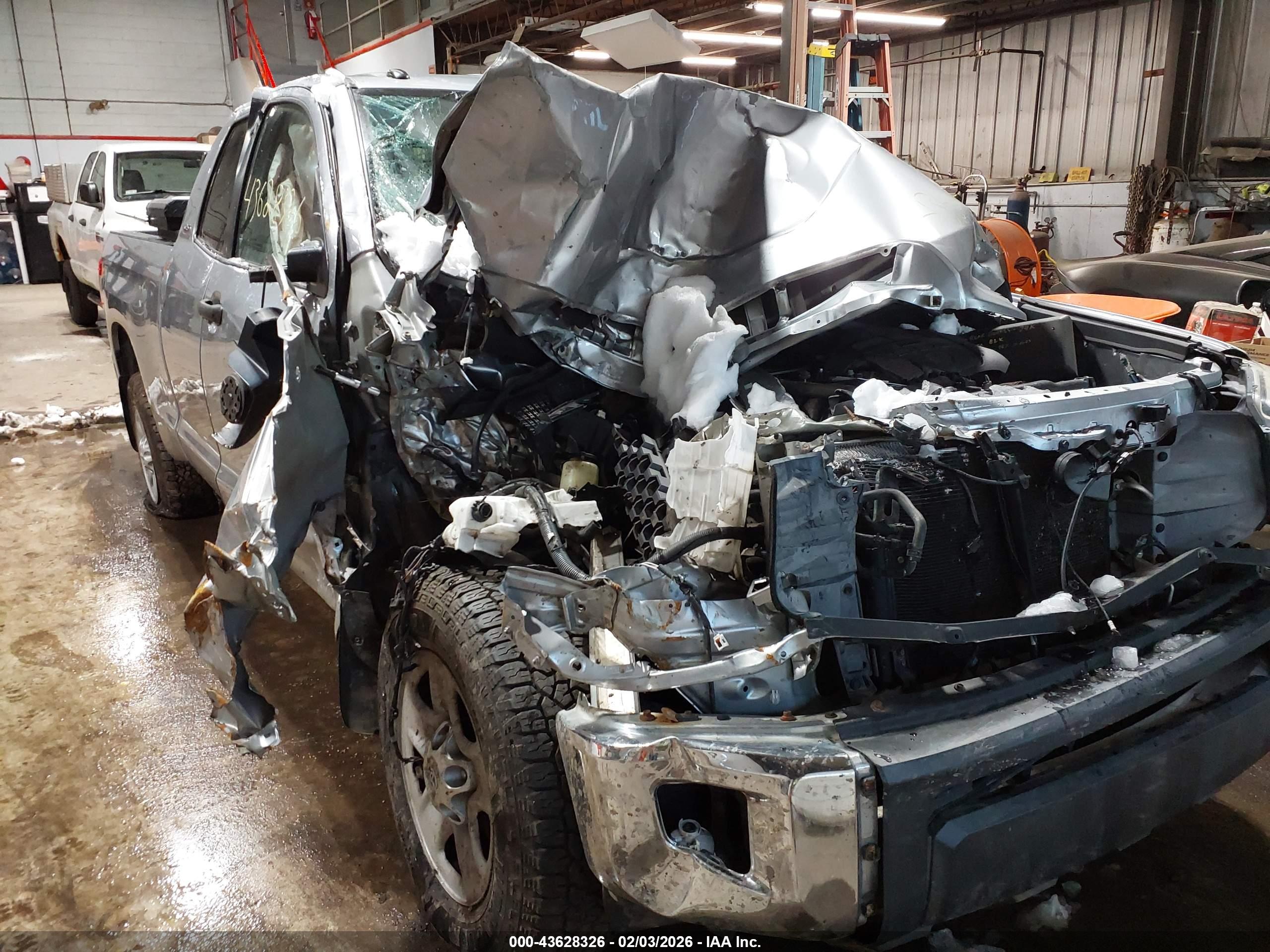 TOYOTA TUNDRA image 6