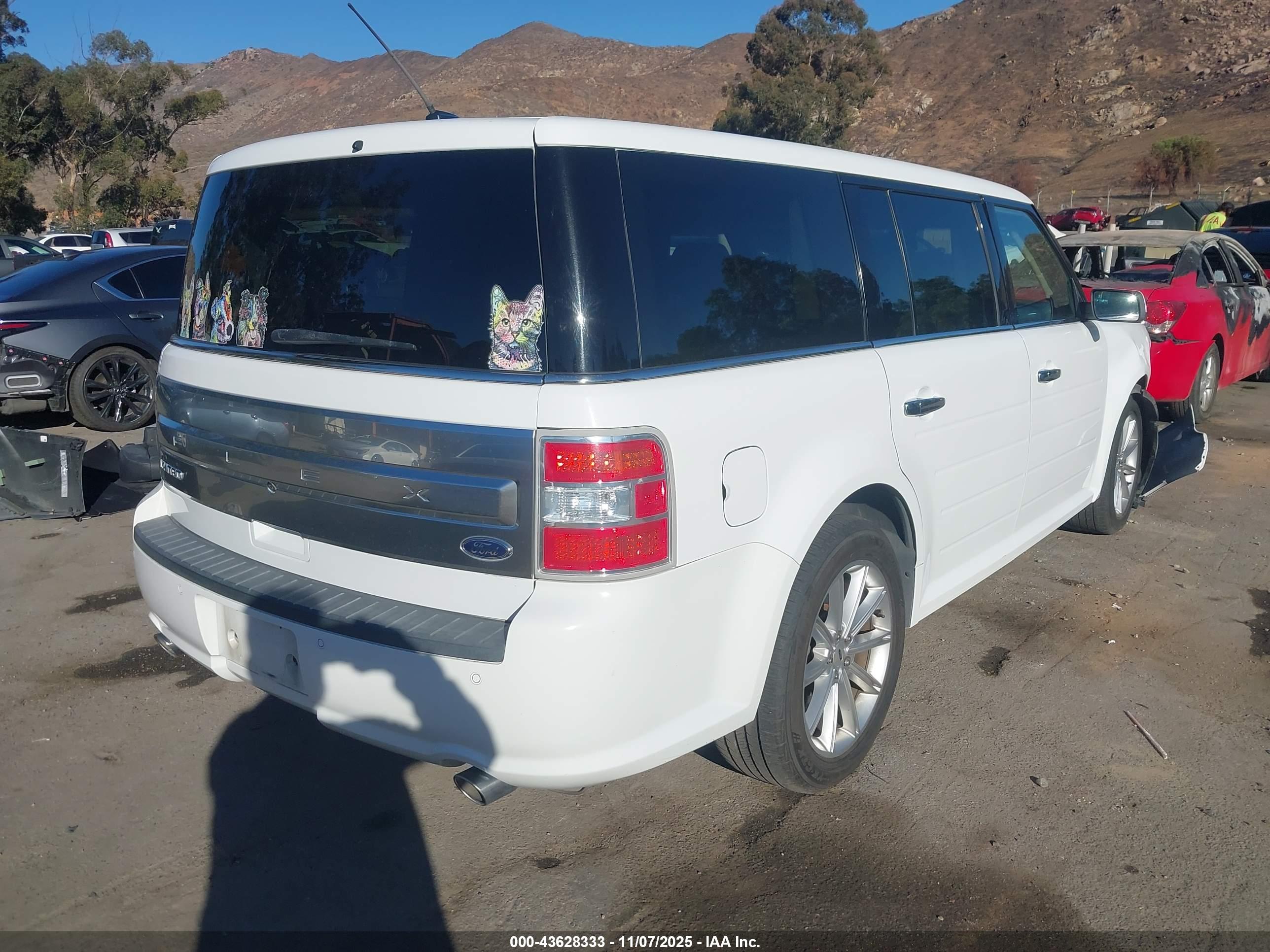FORD FLEX image 4