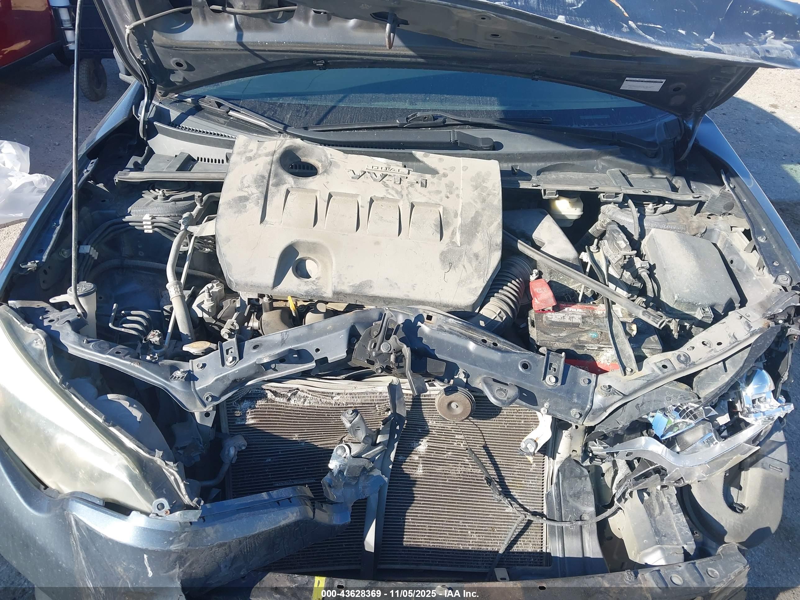 TOYOTA COROLLA image 10