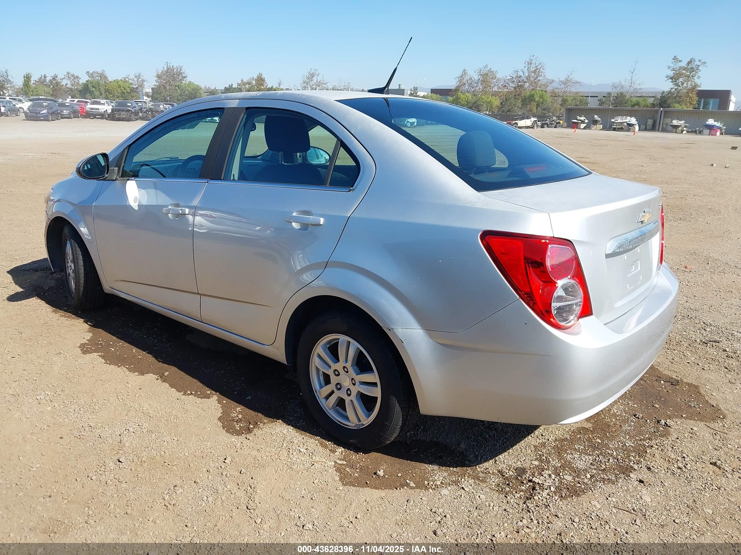 CHEVROLET SONIC image 3
