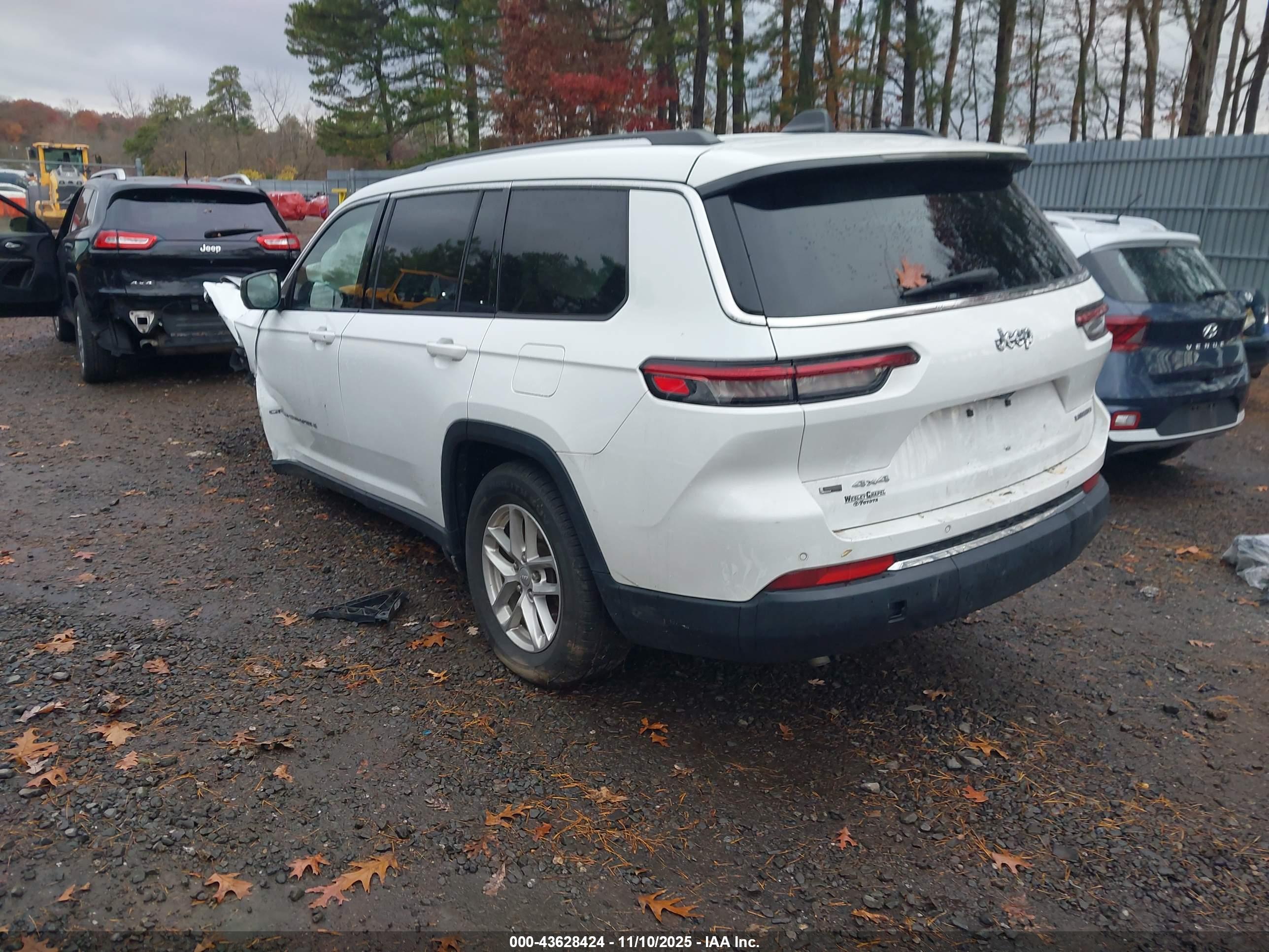 JEEP GRAND image 3