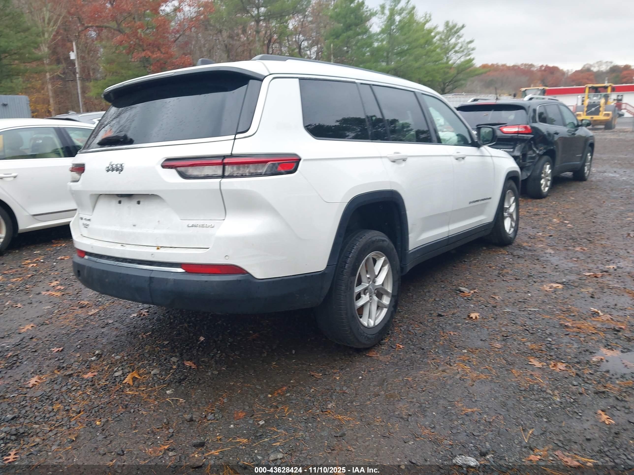 JEEP GRAND image 4