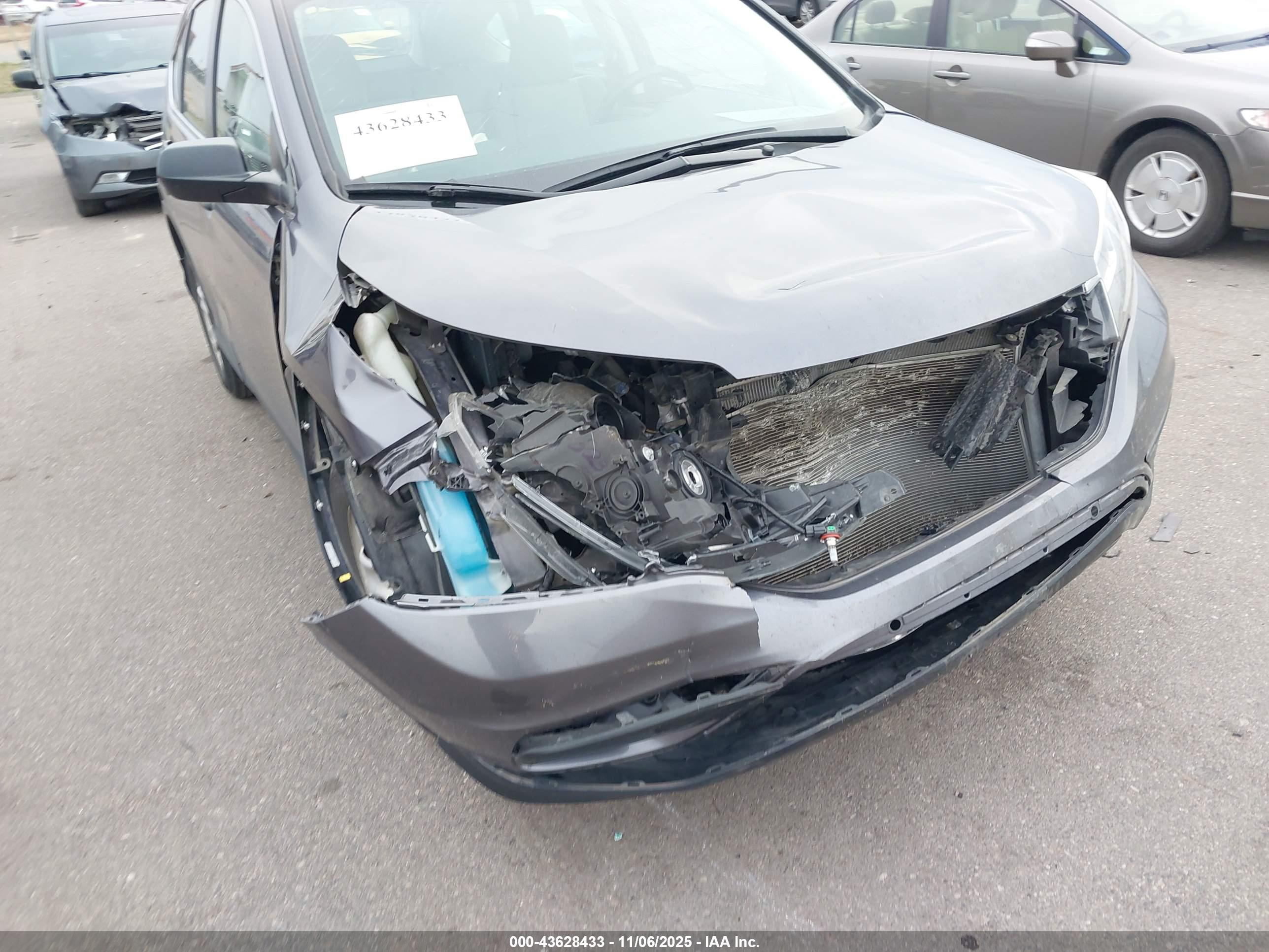 HONDA CR-V image 6
