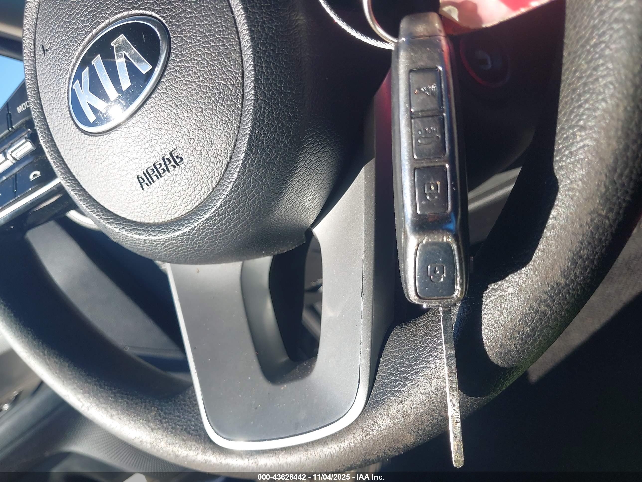 KIA FORTE image 11