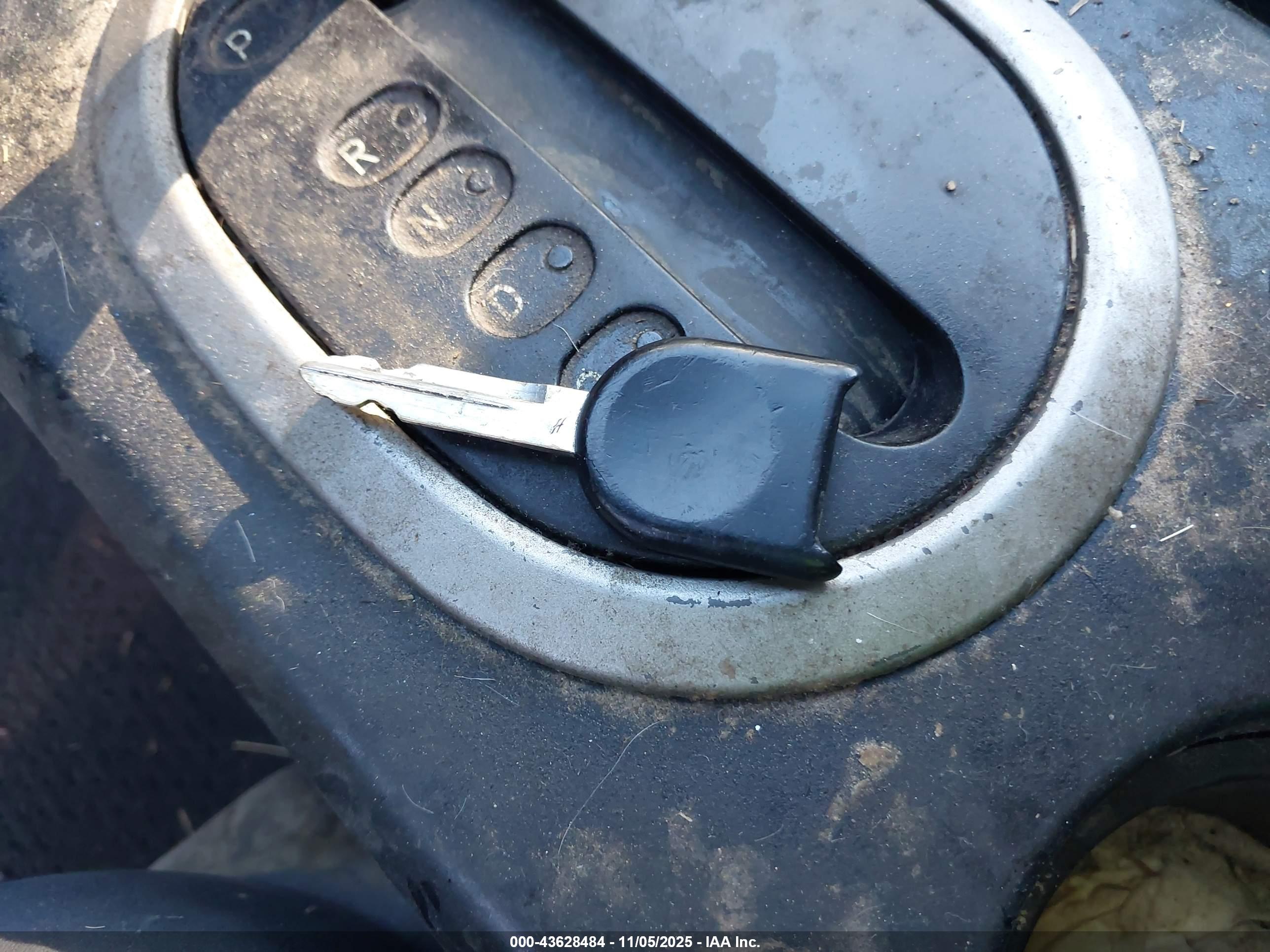 FORD ESCAPE image 11