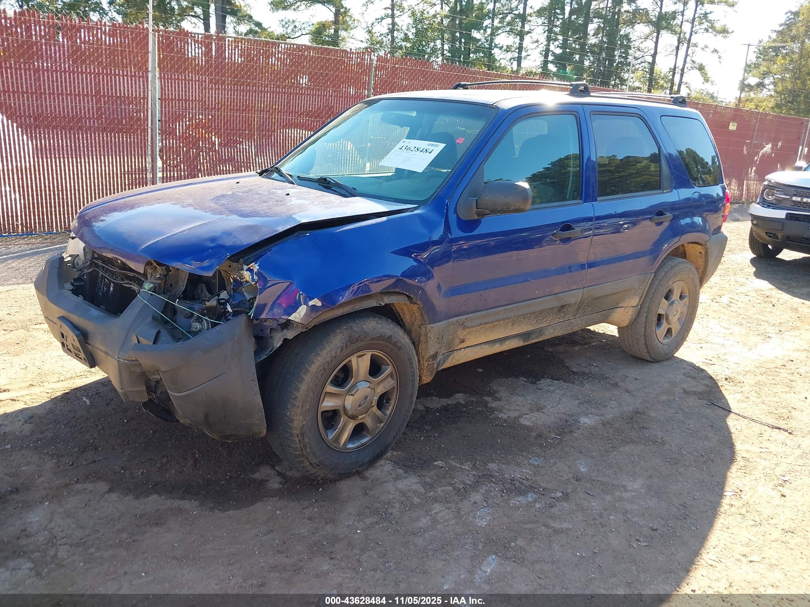 FORD ESCAPE image 2