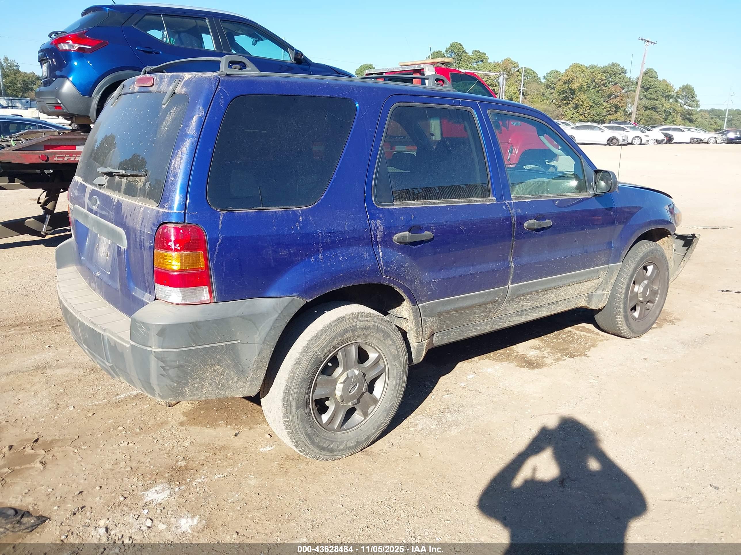 FORD ESCAPE image 4