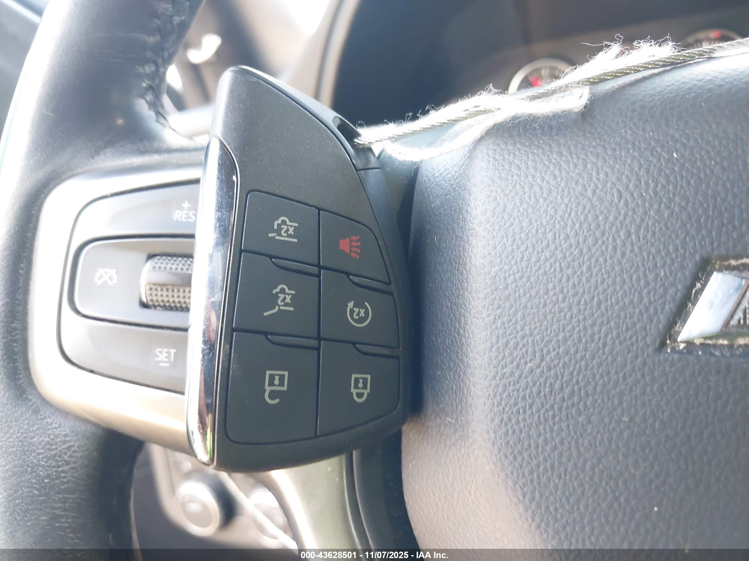CHEVROLET TAHOE image 11