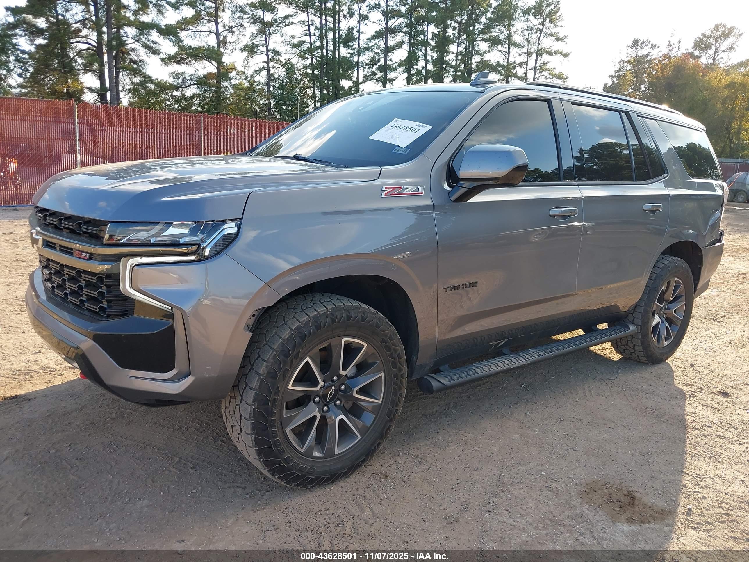 CHEVROLET TAHOE image 2