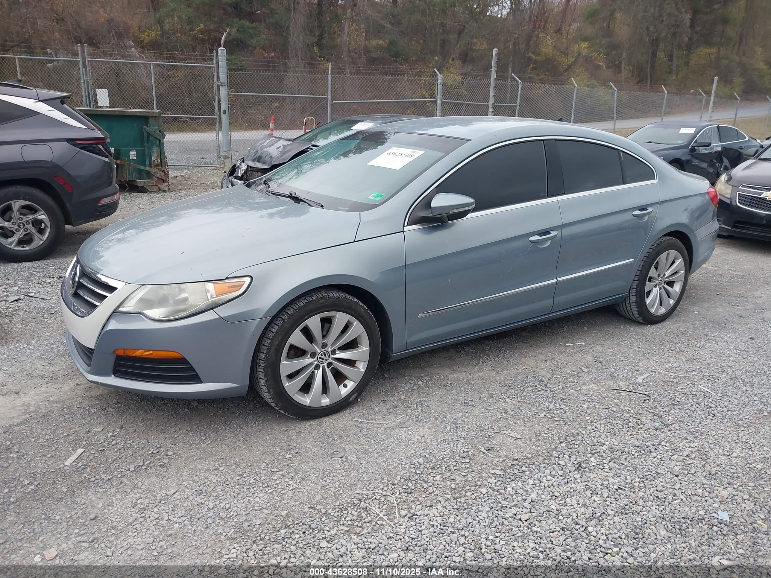VOLKSWAGEN CC image 2