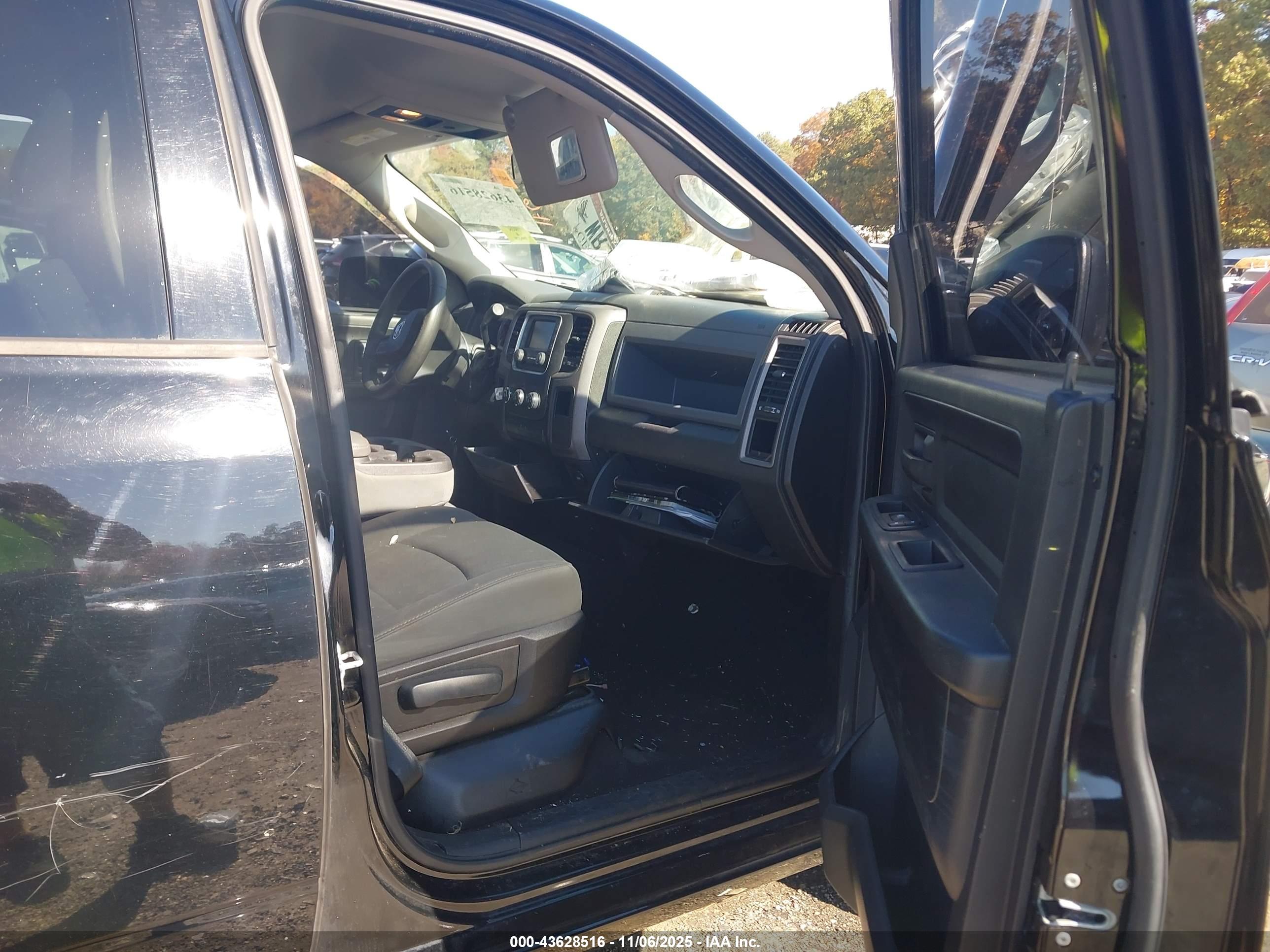 RAM 1500 image 5