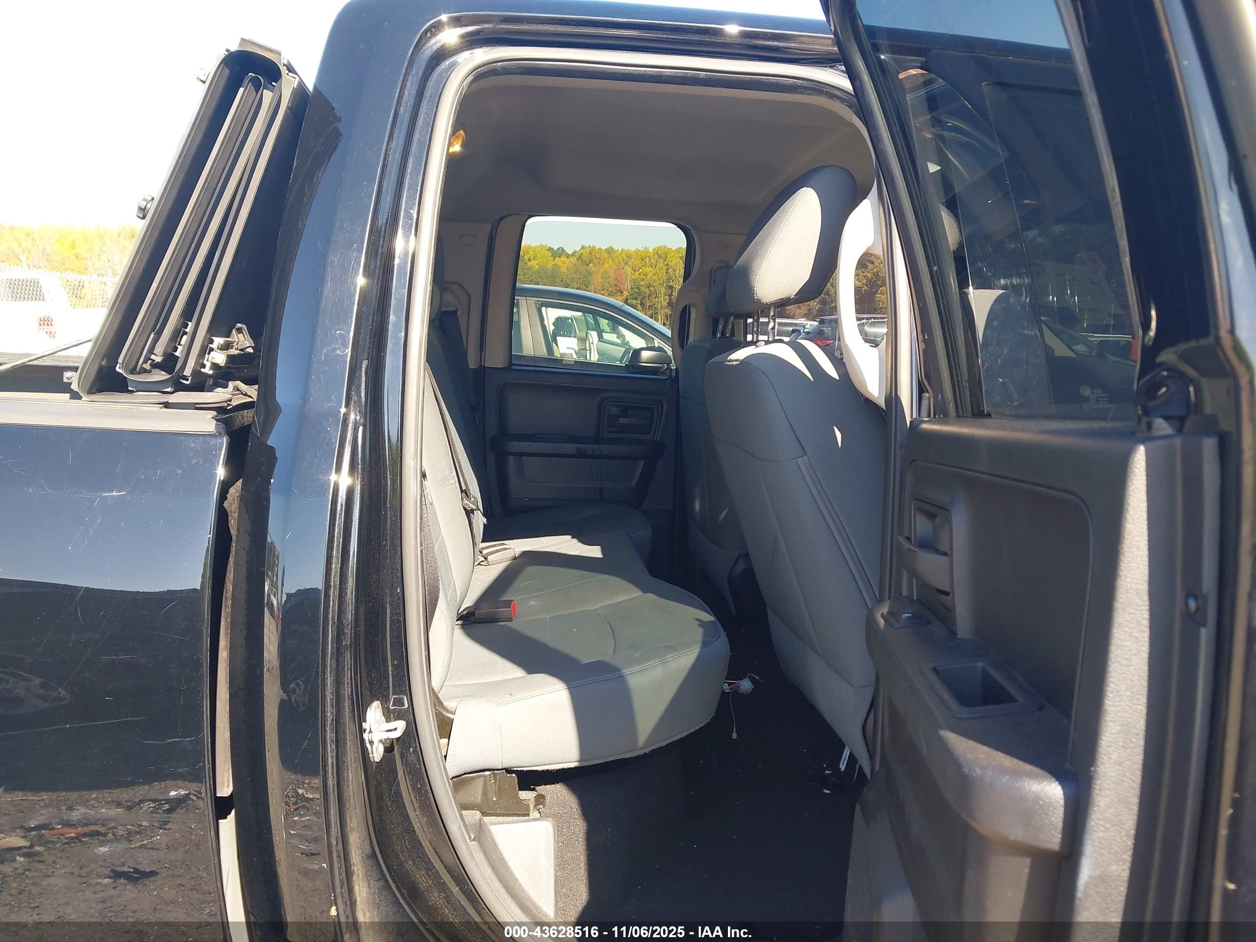 RAM 1500 image 8