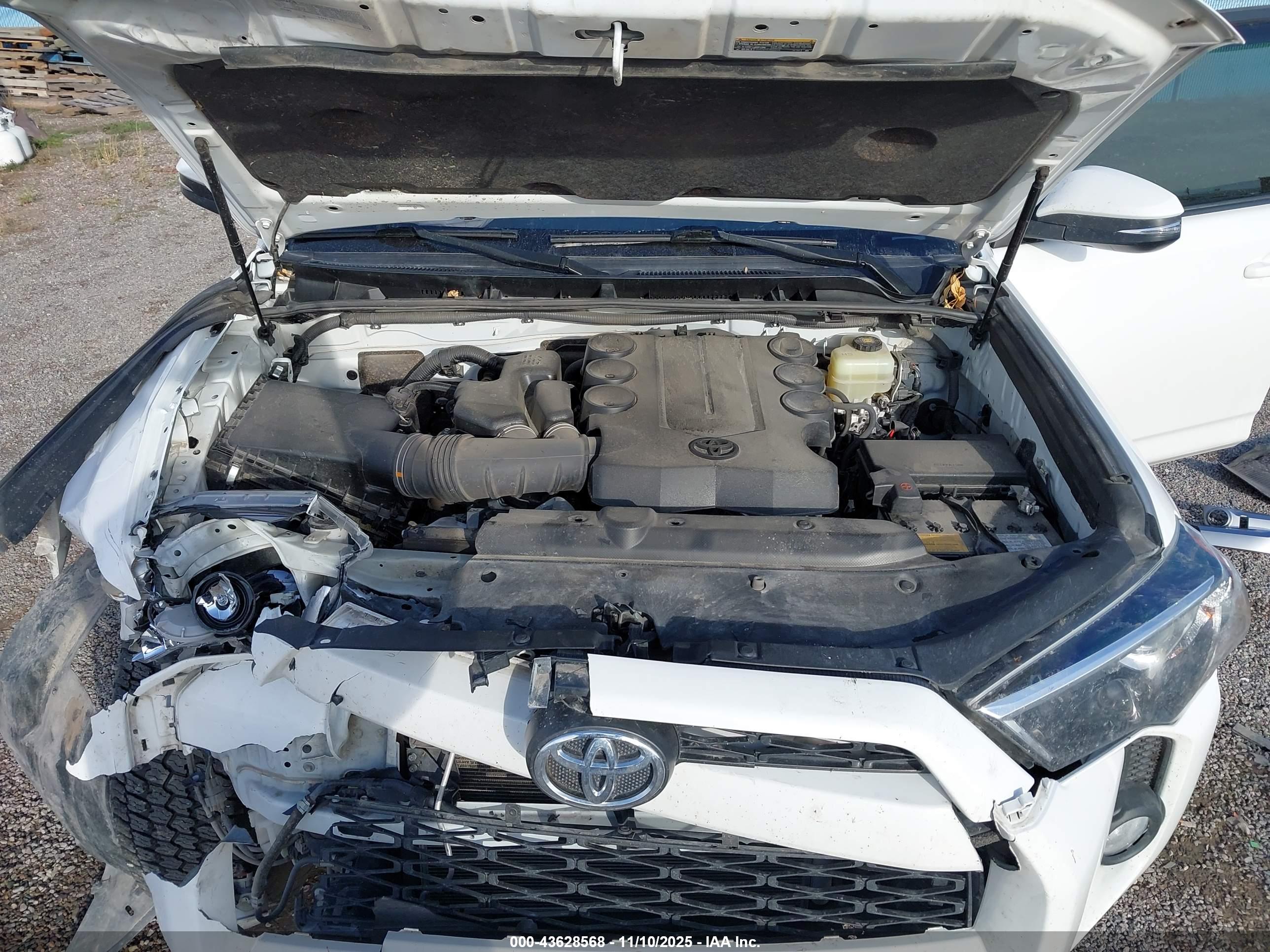 TOYOTA 4RUNNER image 10