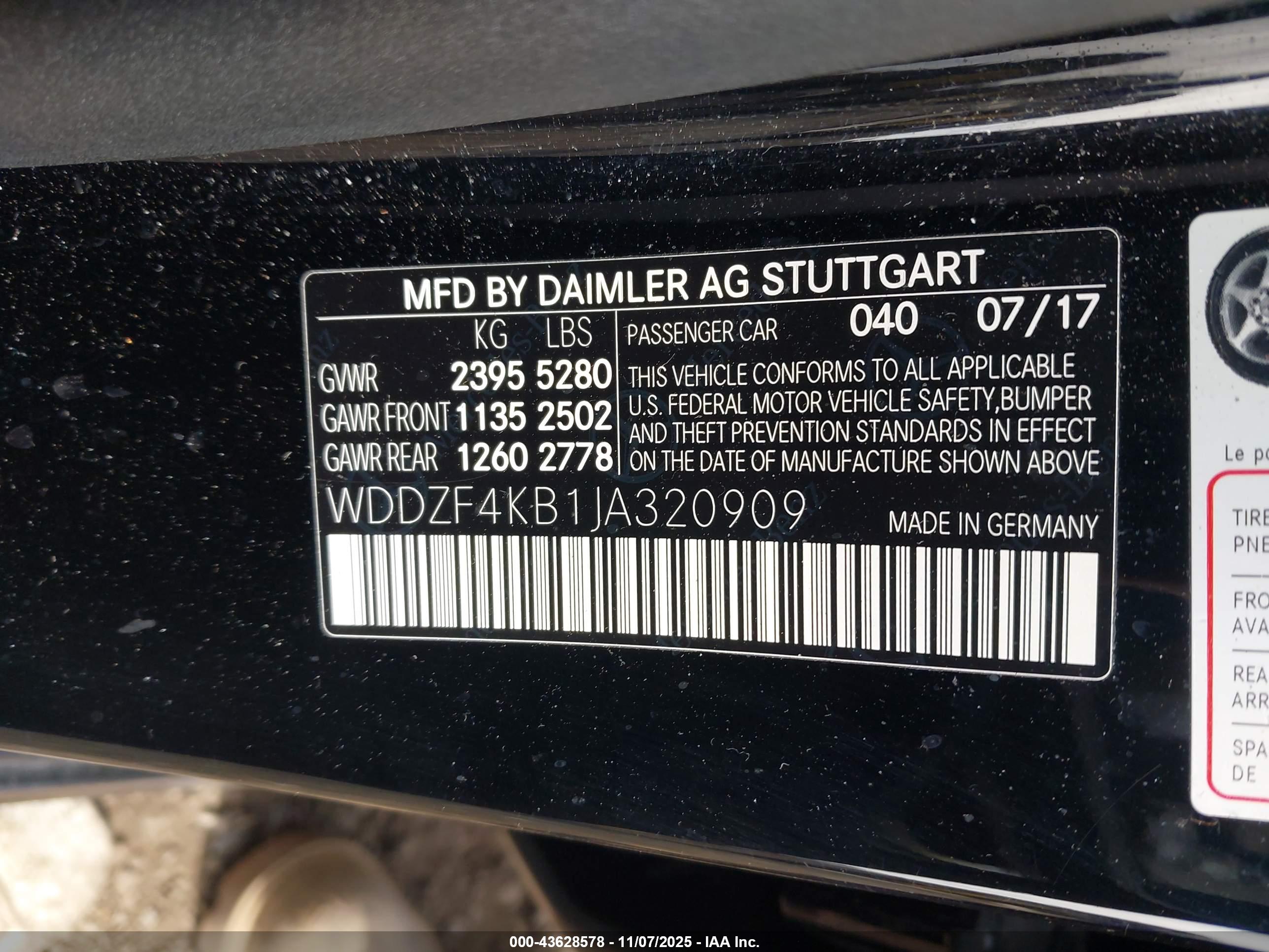 MERCEDES-BENZ E image 9