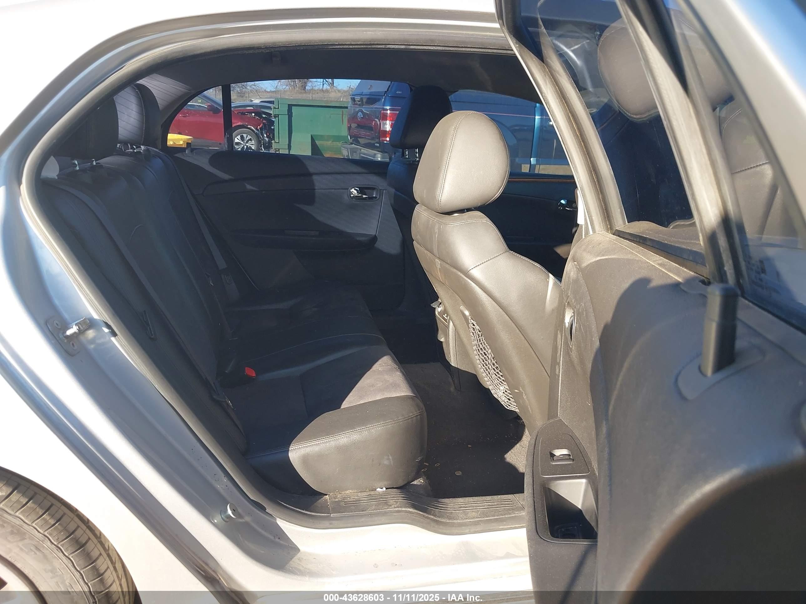 CHEVROLET MALIBU image 8