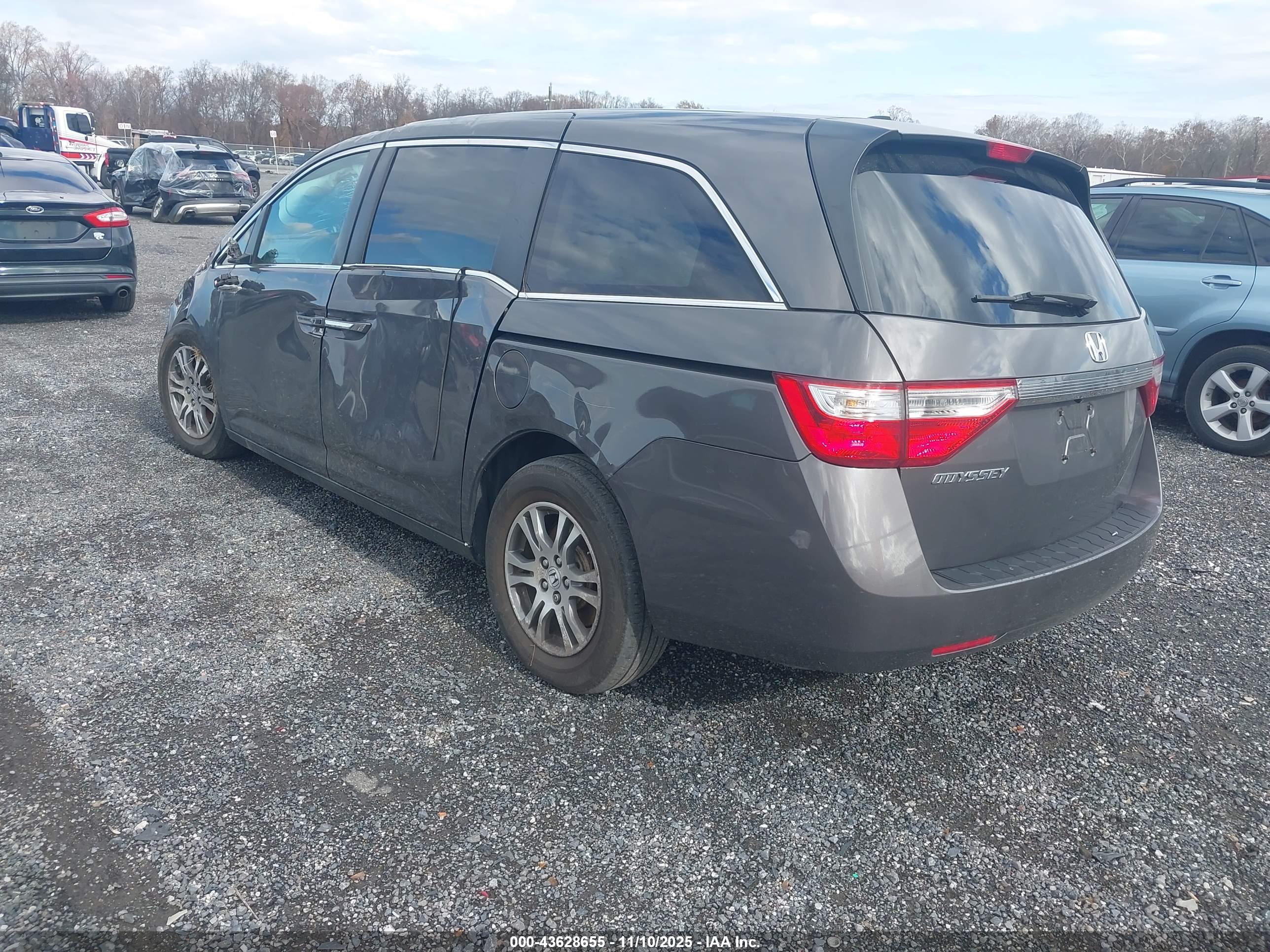 HONDA ODYSSEY image 3