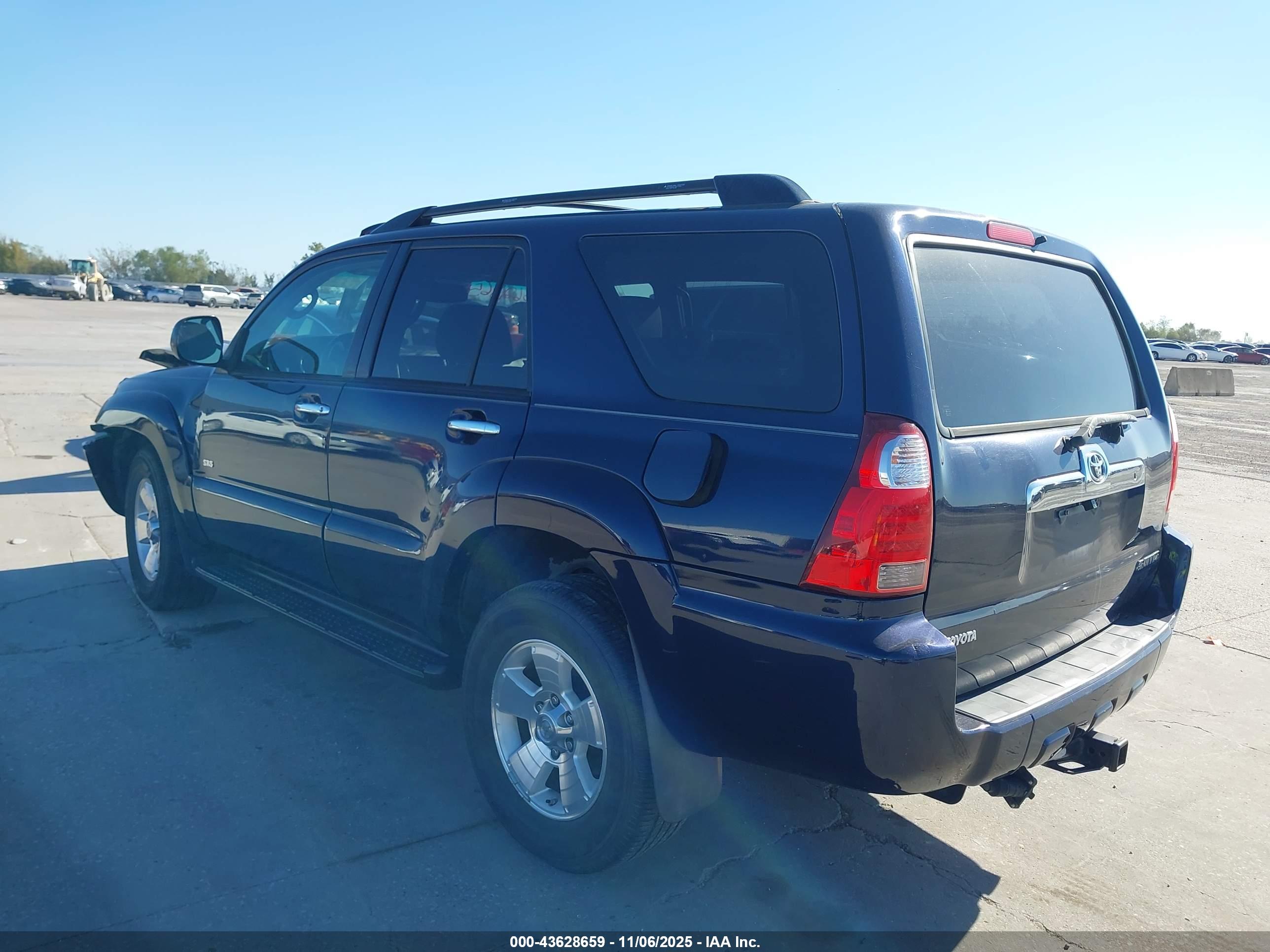 TOYOTA 4RUNNER image 3