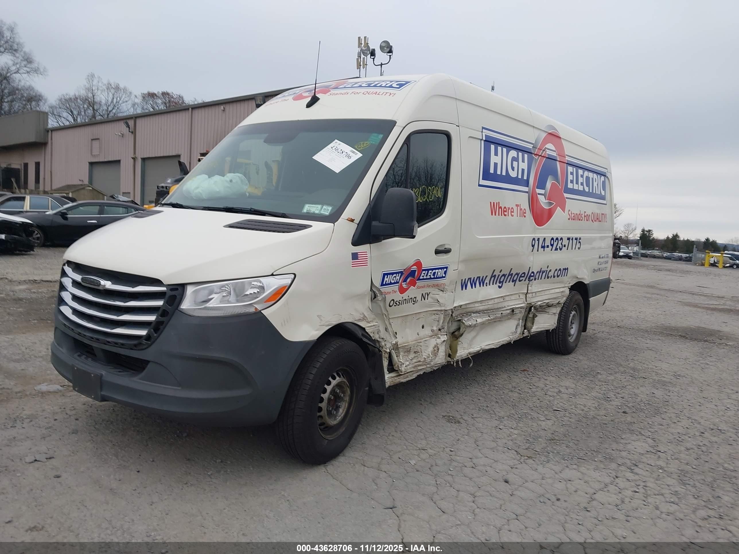 MERCEDES-BENZ SPRINTER image 2