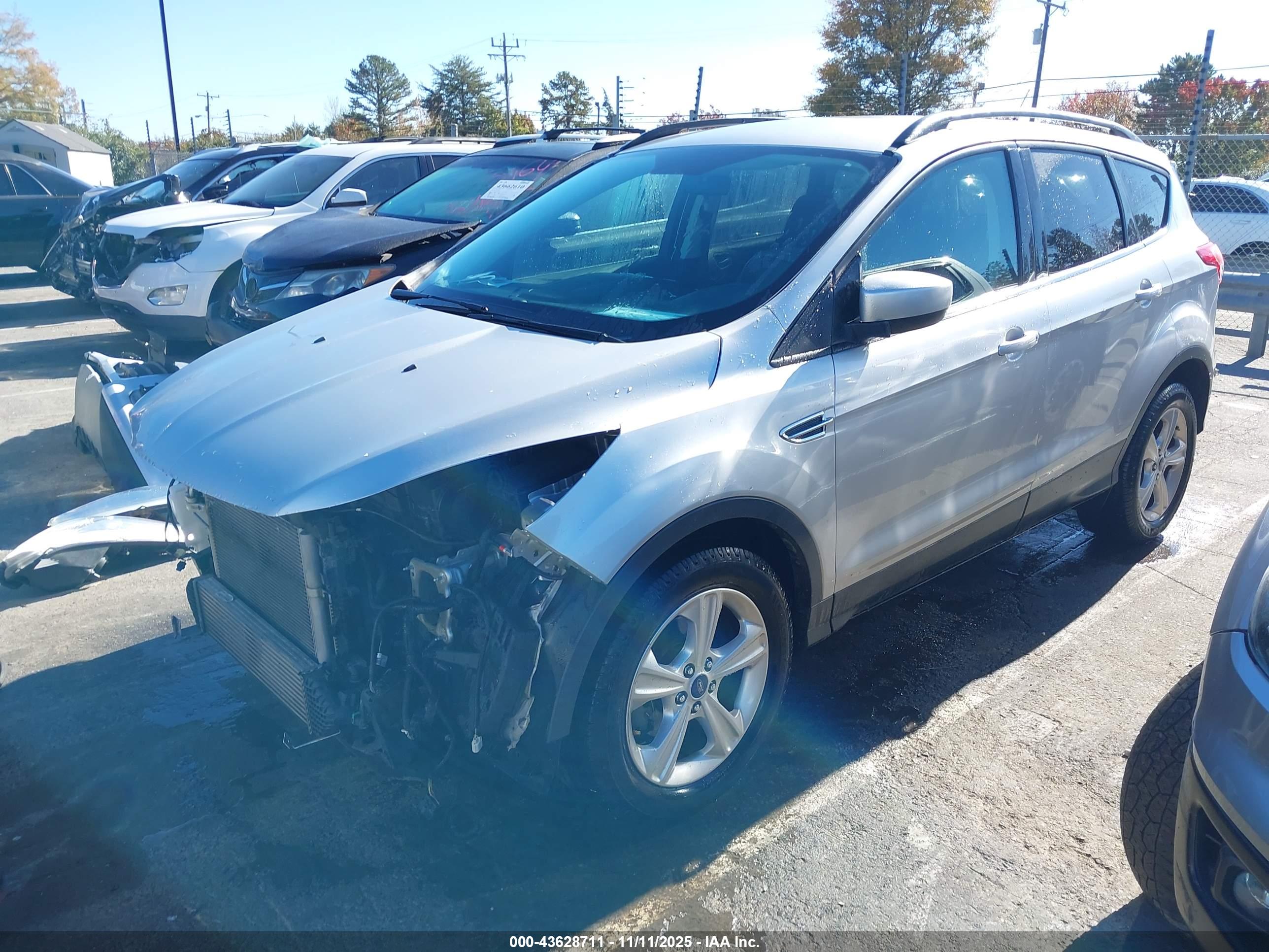 FORD ESCAPE image 2