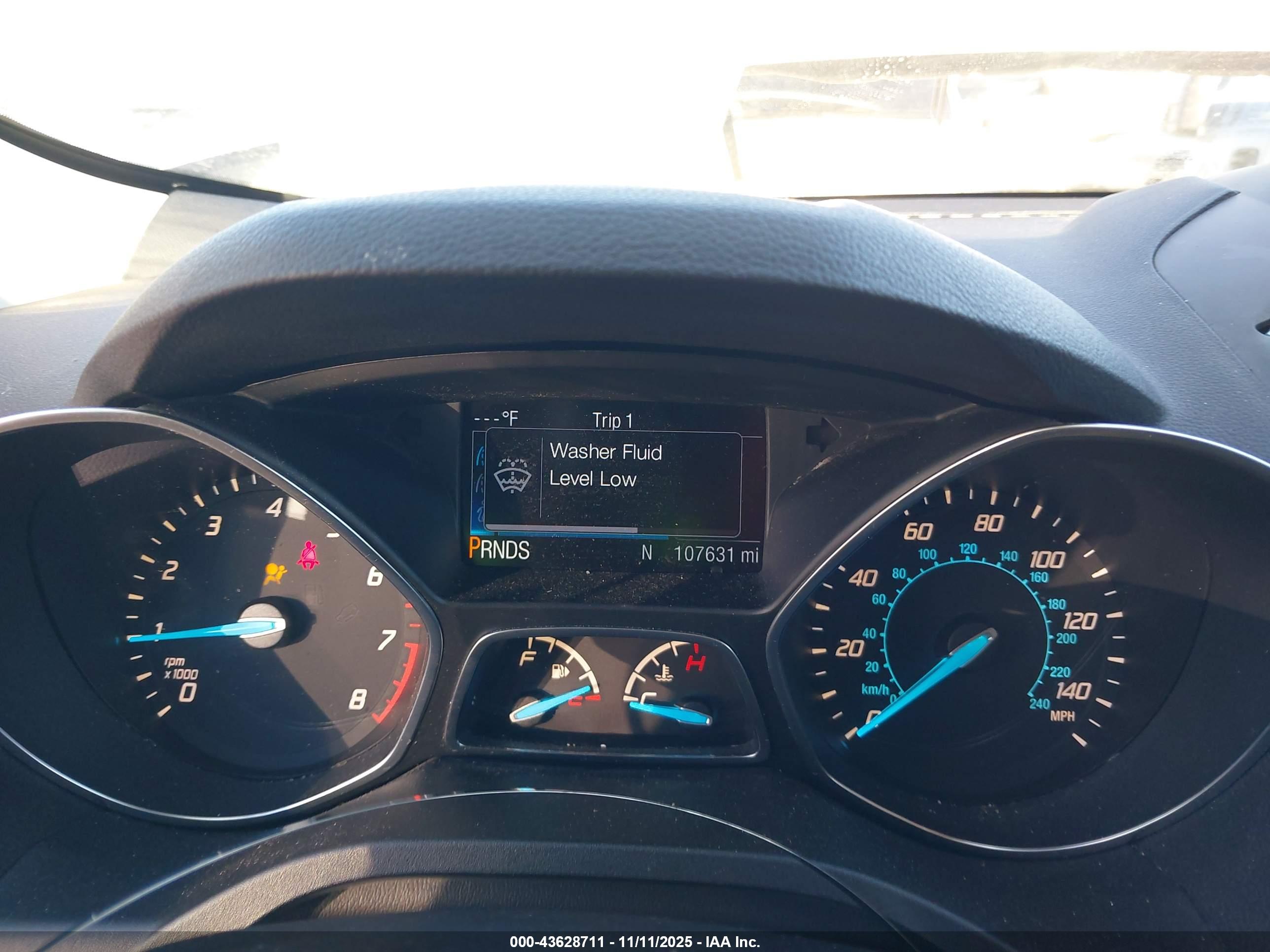 FORD ESCAPE image 7