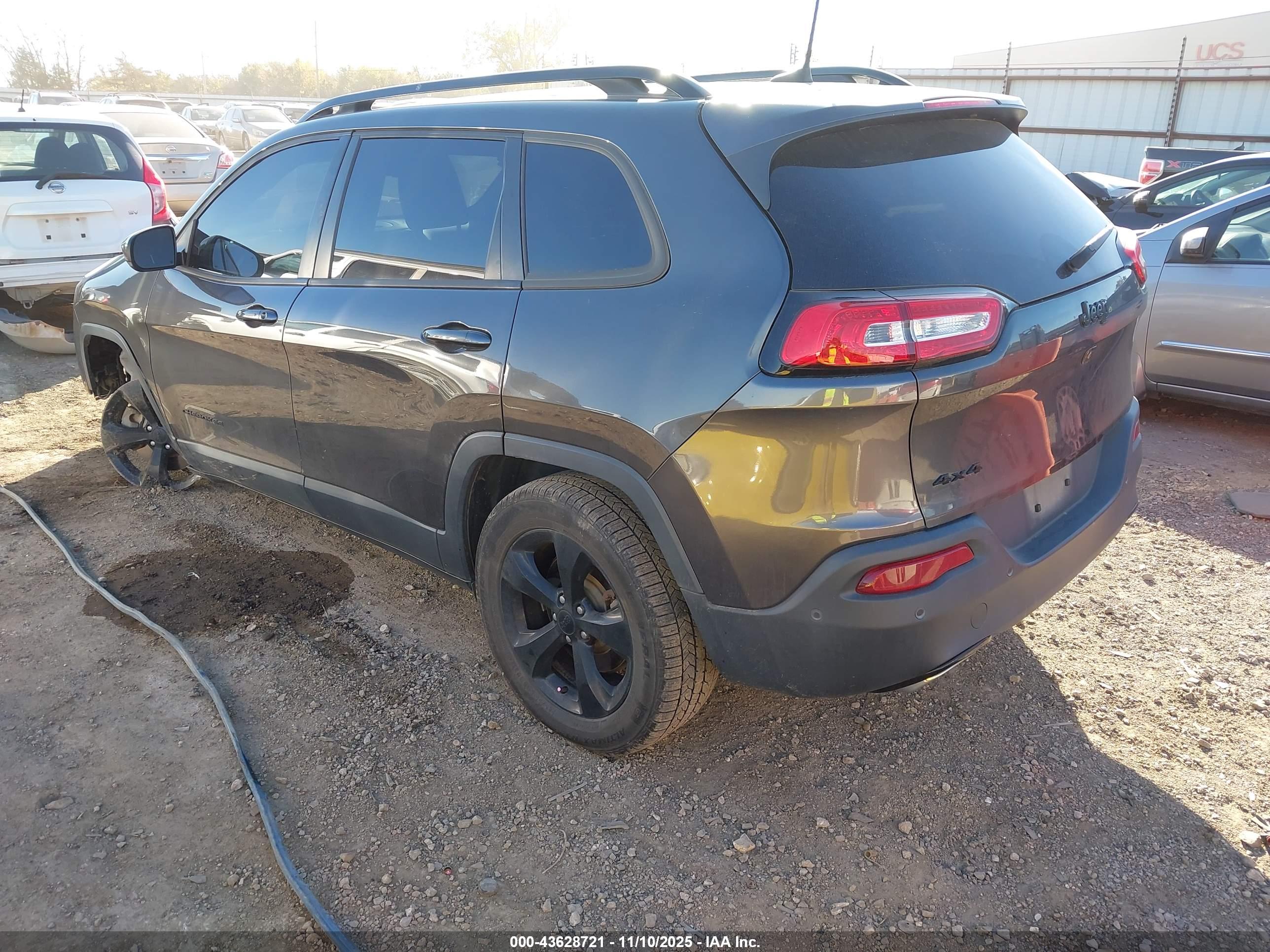 JEEP CHEROKEE image 3