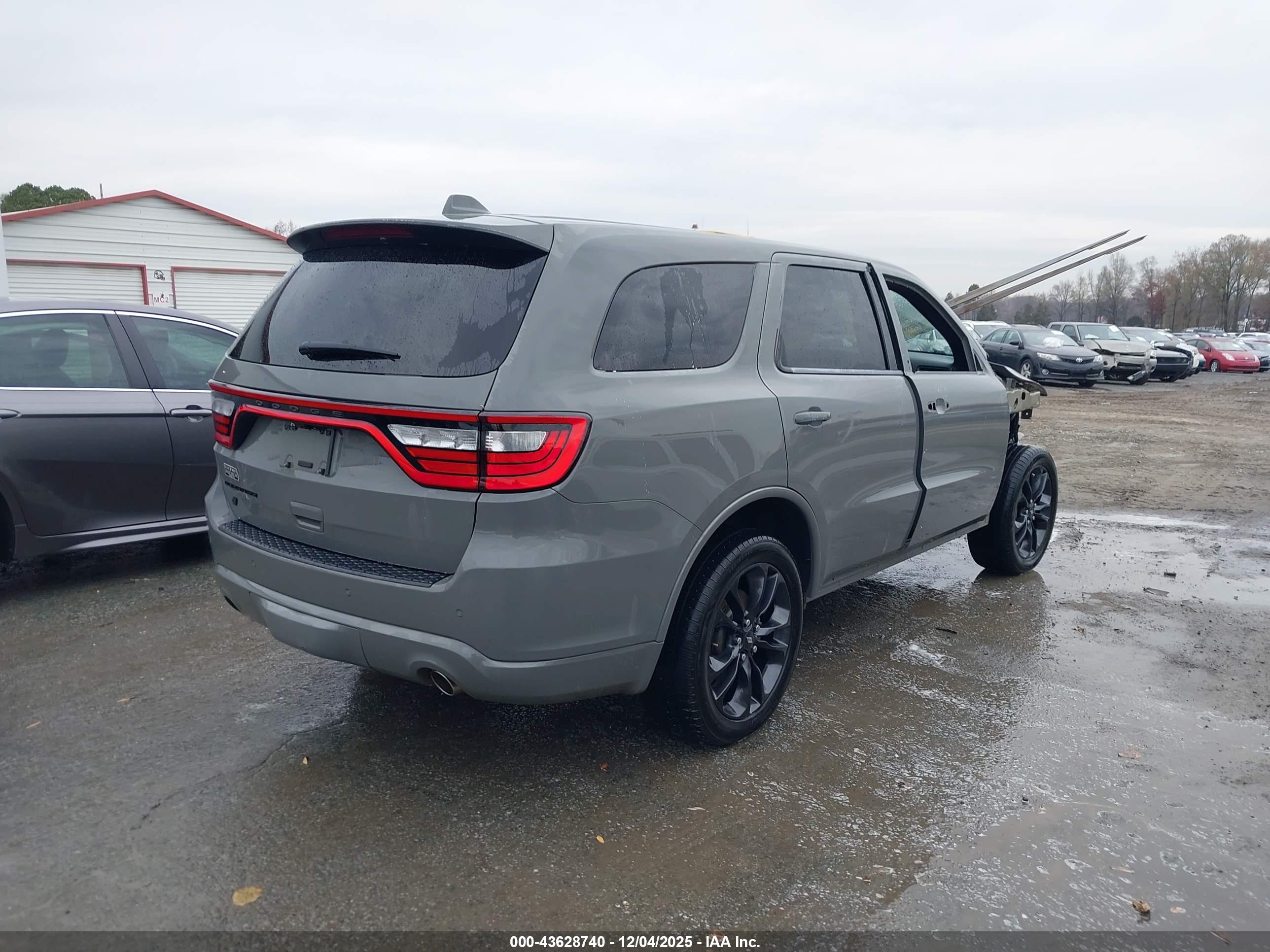 DODGE DURANGO image 4
