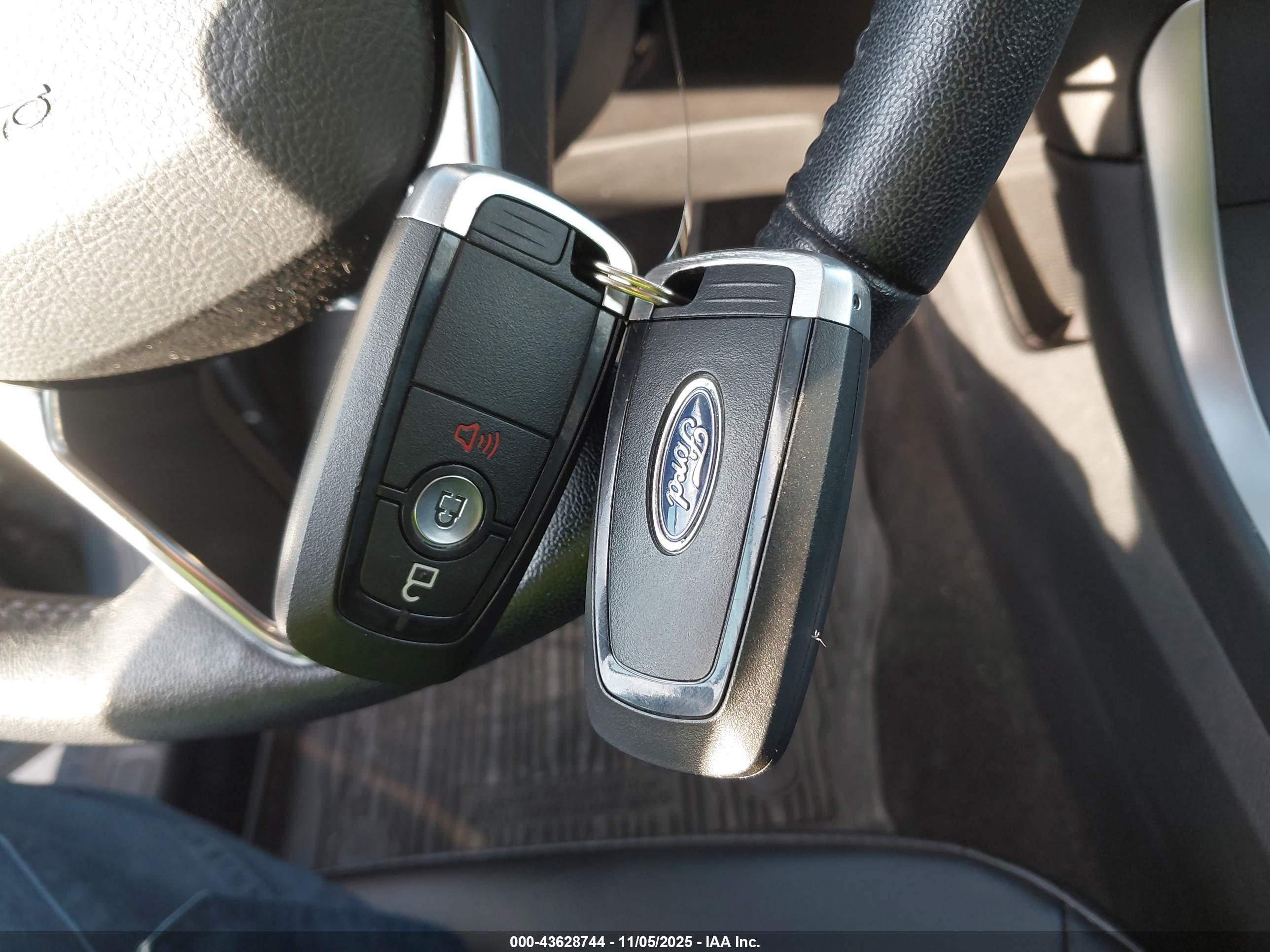 FORD EDGE image 11