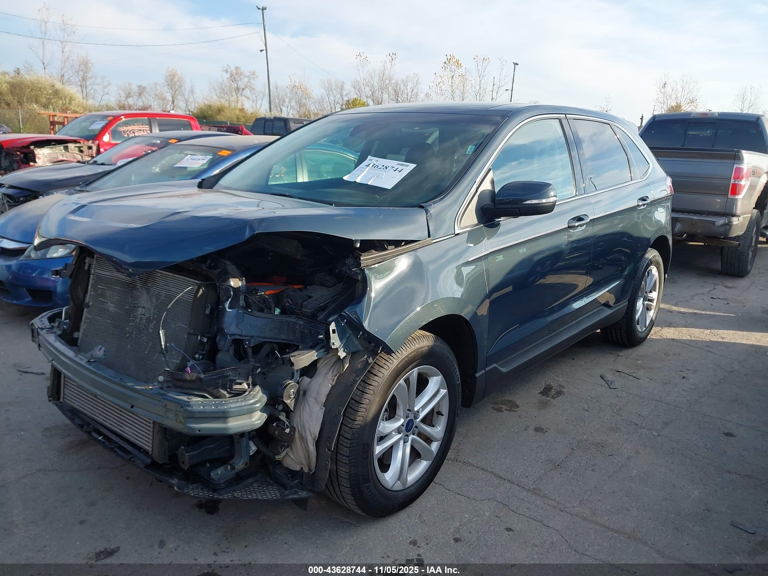 FORD EDGE image 2