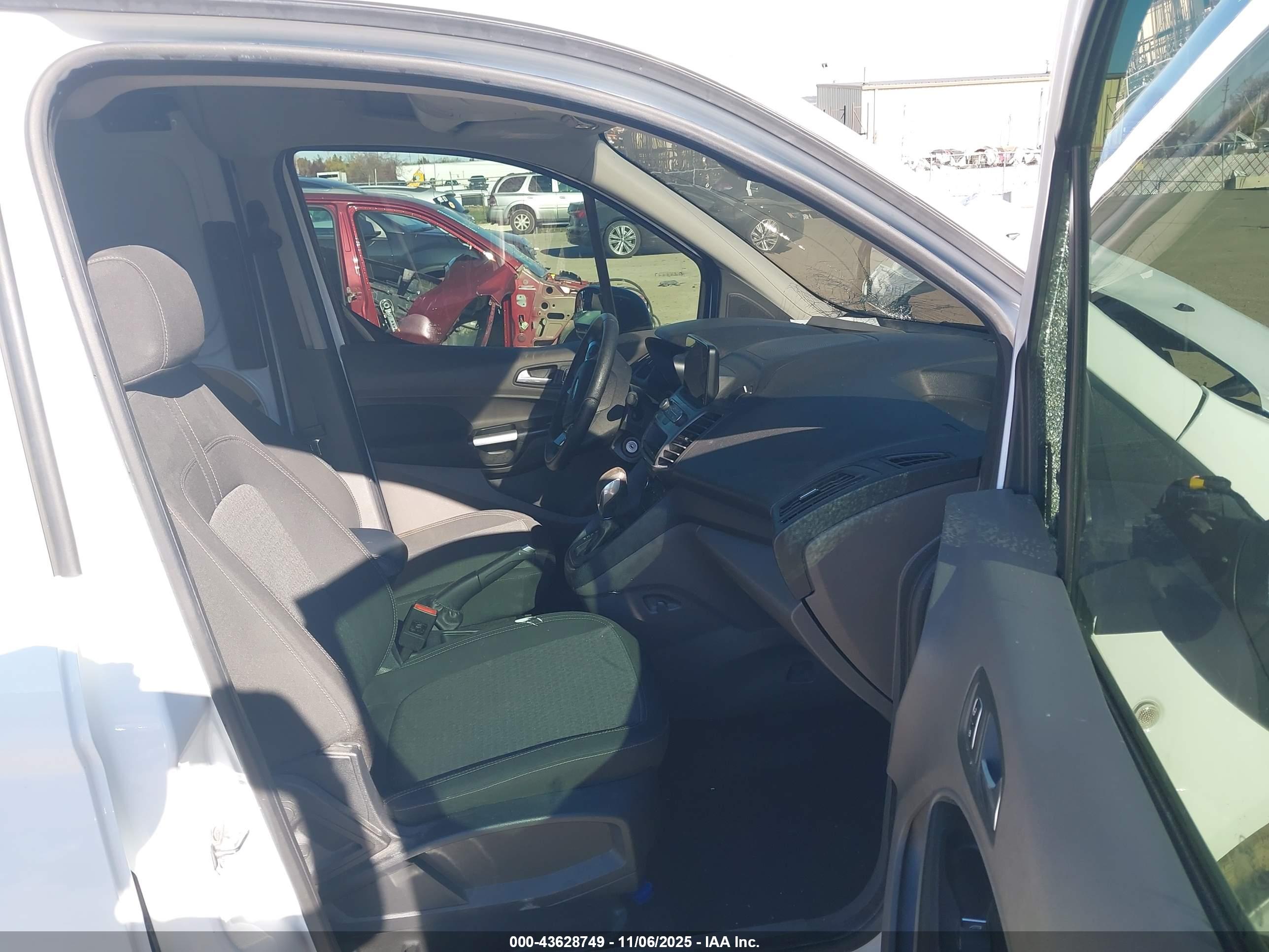 FORD TRANSIT image 5