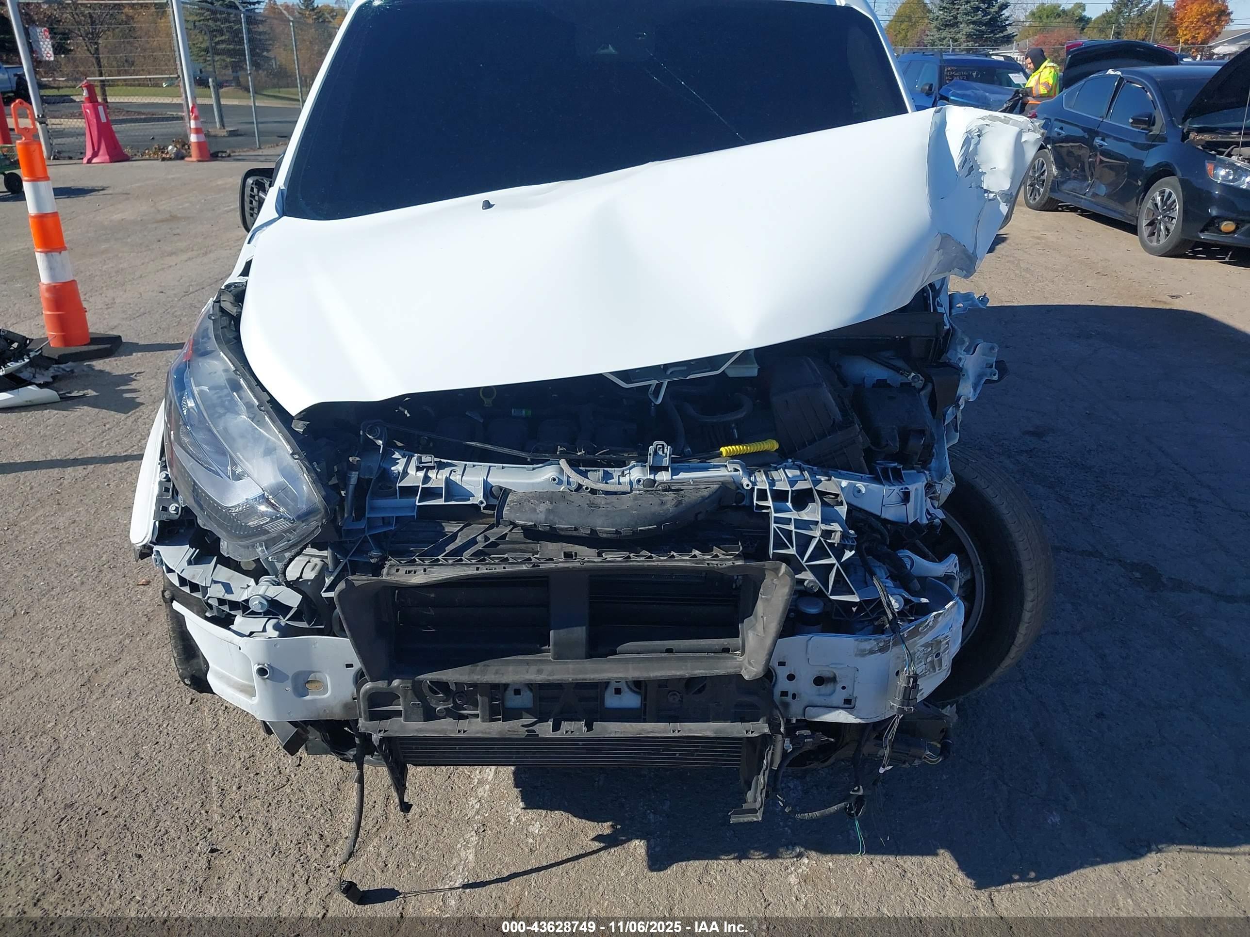 FORD TRANSIT image 6
