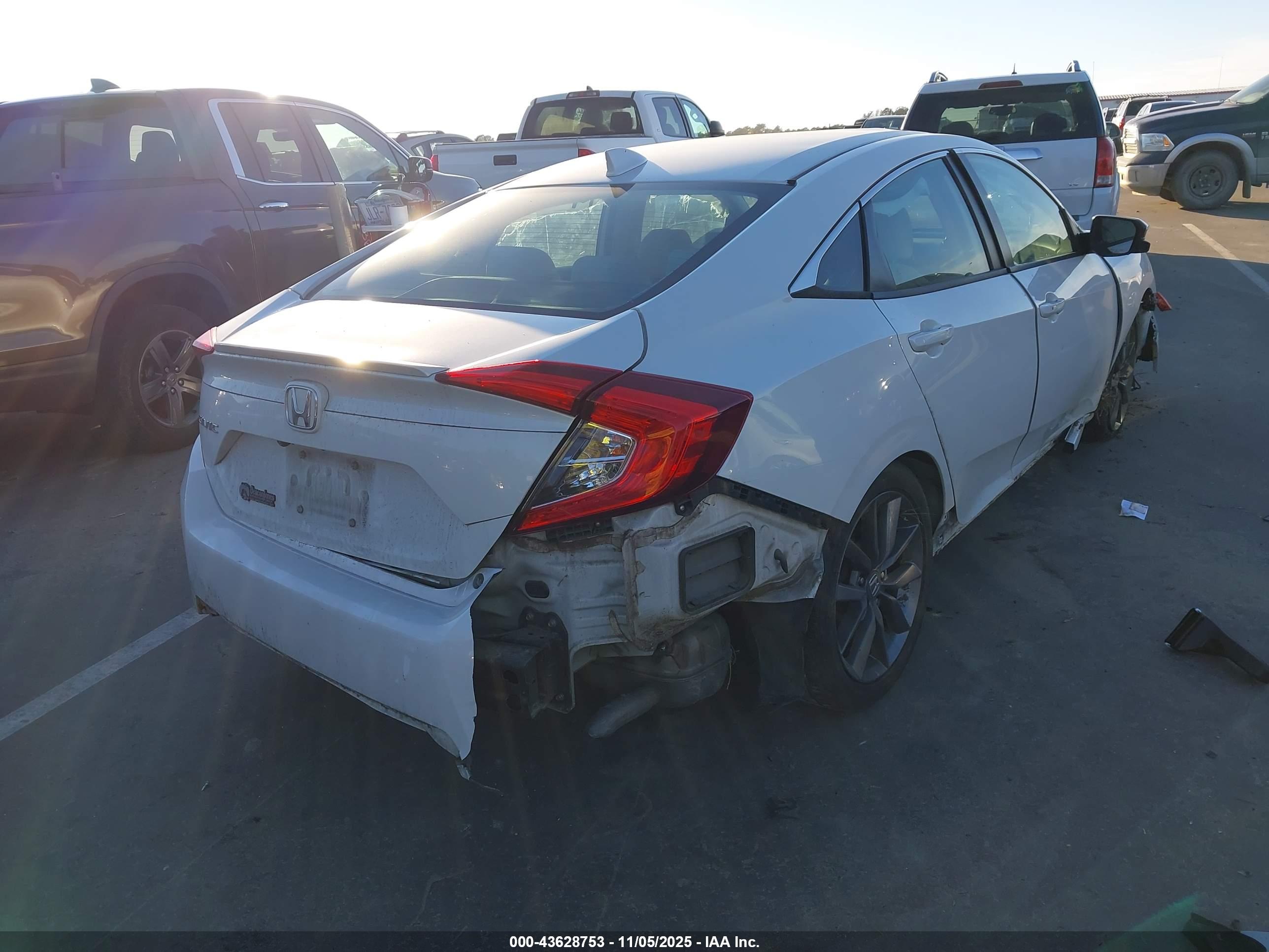 HONDA CIVIC image 4
