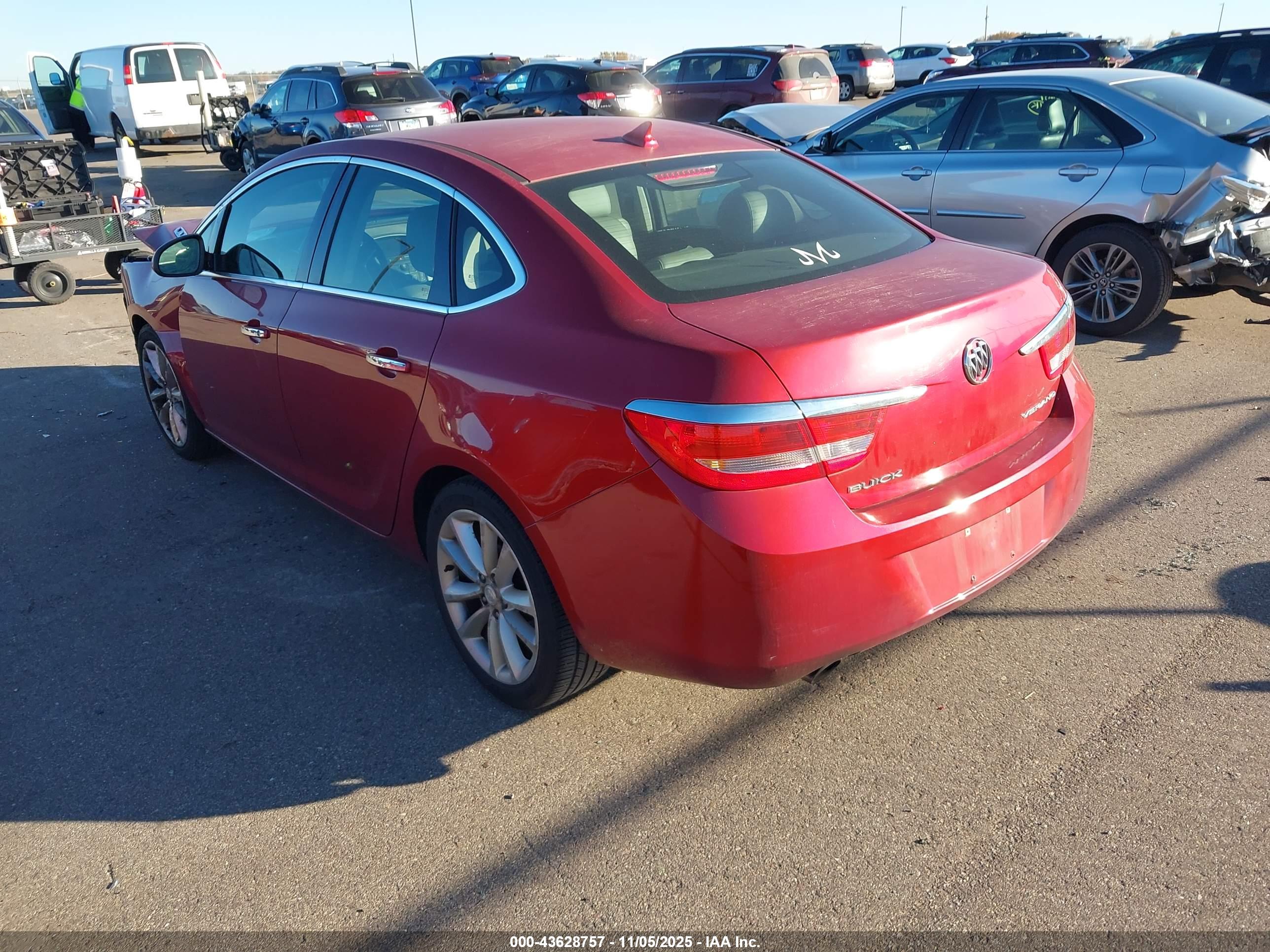 BUICK VERANO image 3