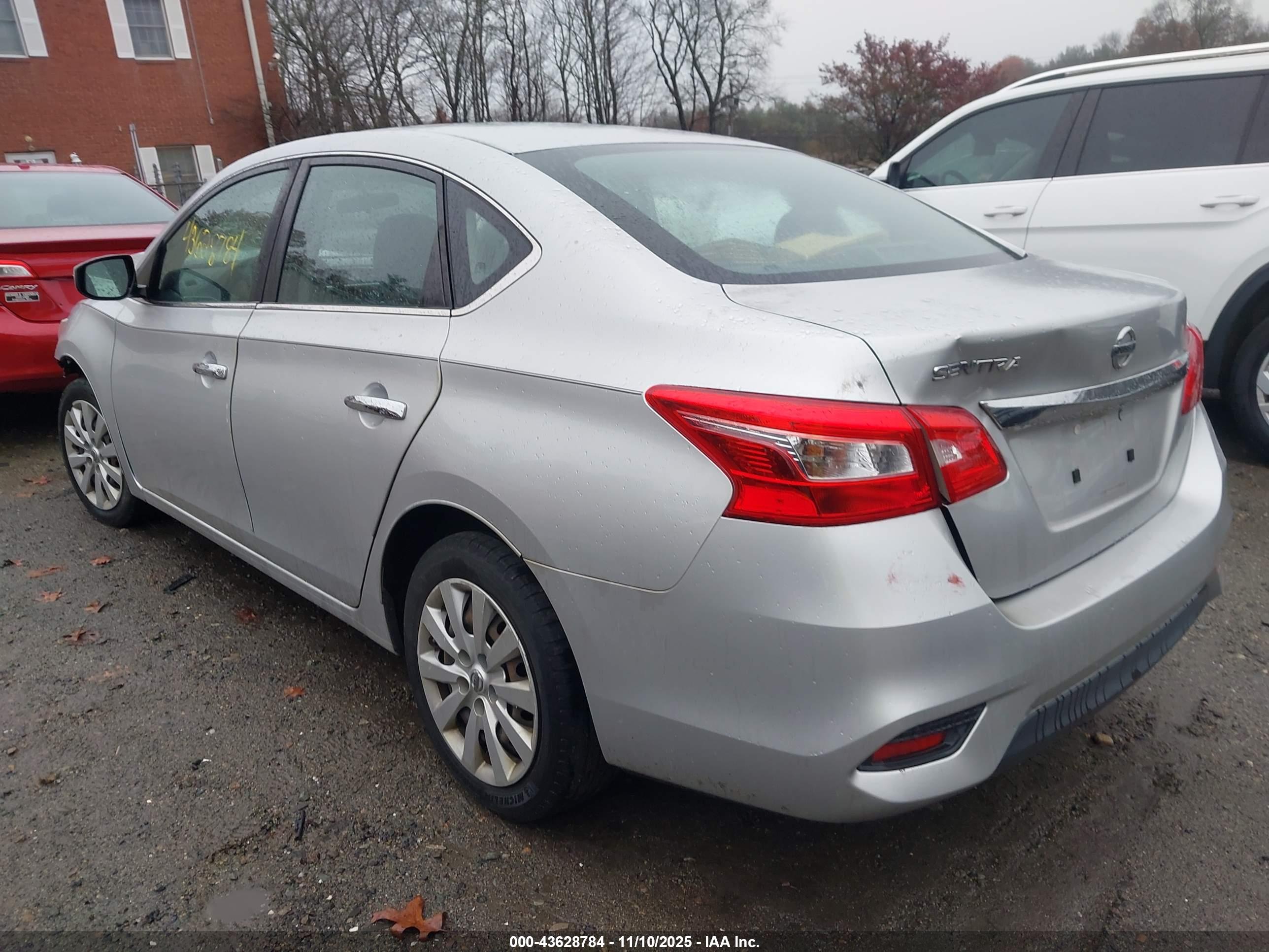 NISSAN SENTRA image 3